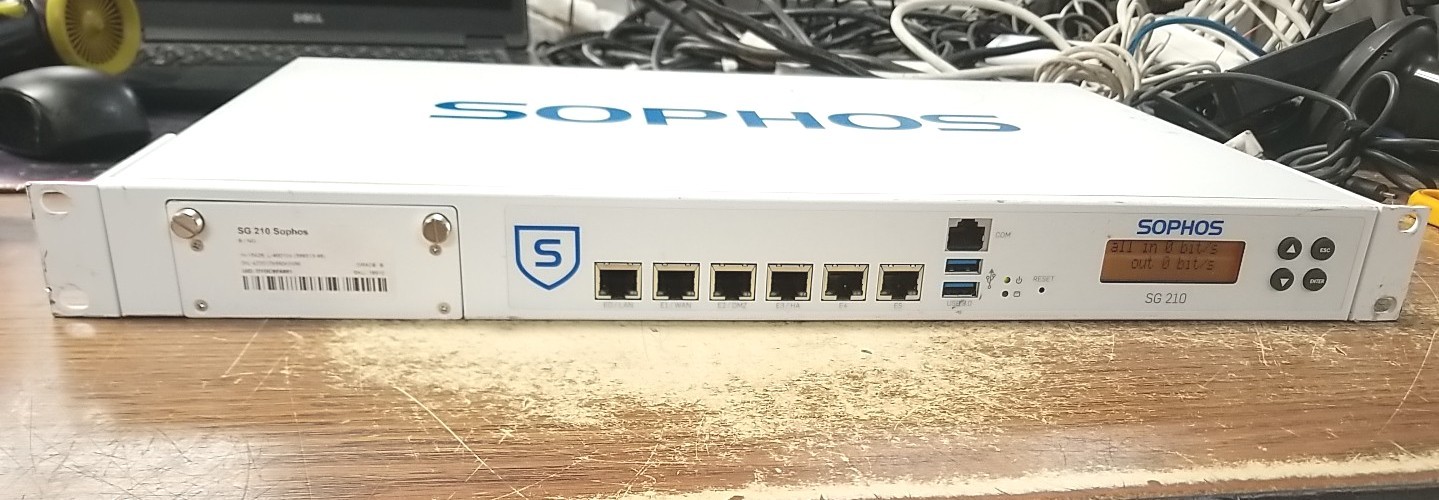 SOPHOS SG 210 REV. 2 FIREWALL SECURITY APPLIANCE 6-PORT Switch. *READ⬇️*