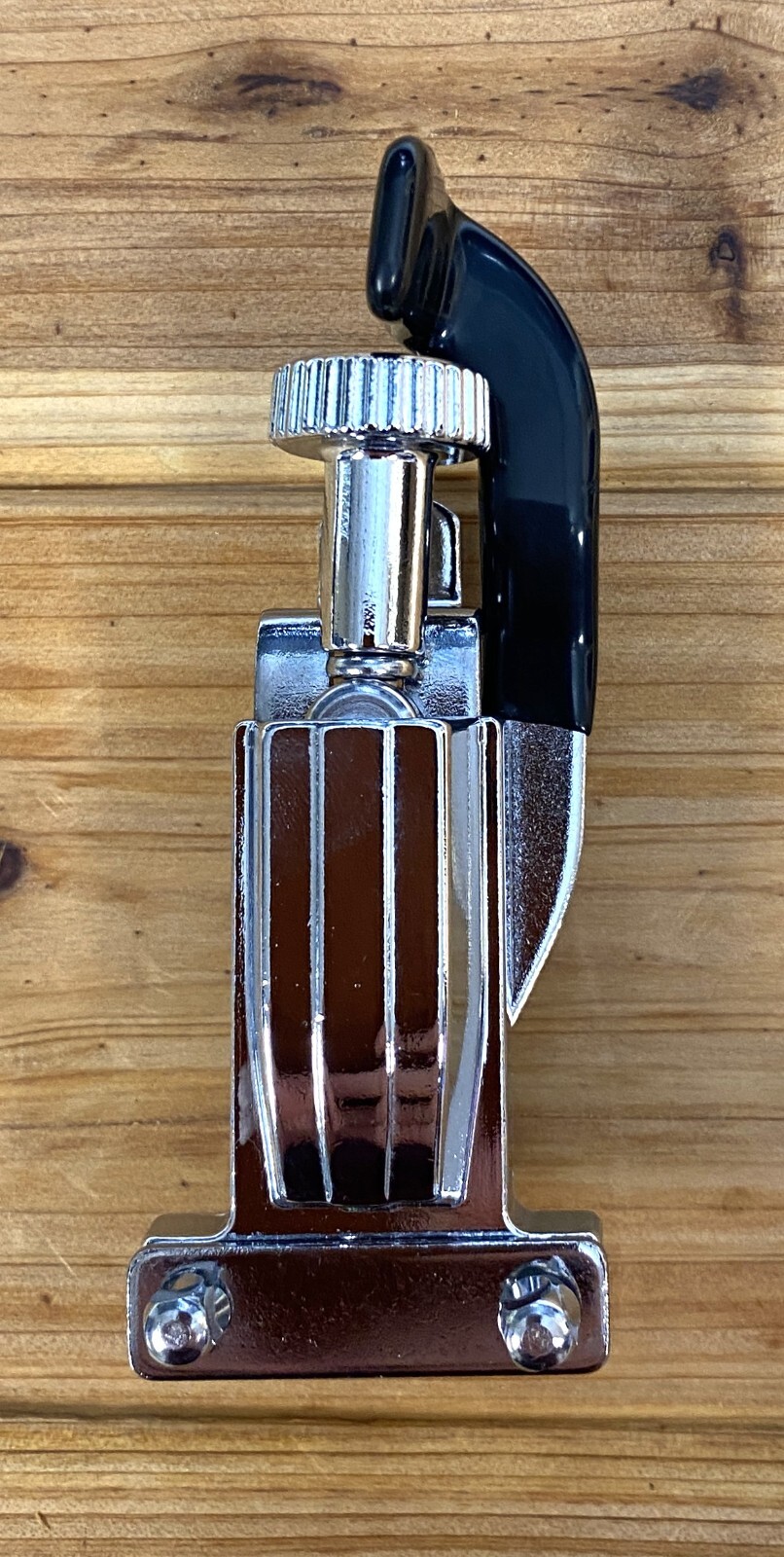 Snare Drum Strainer with Screws