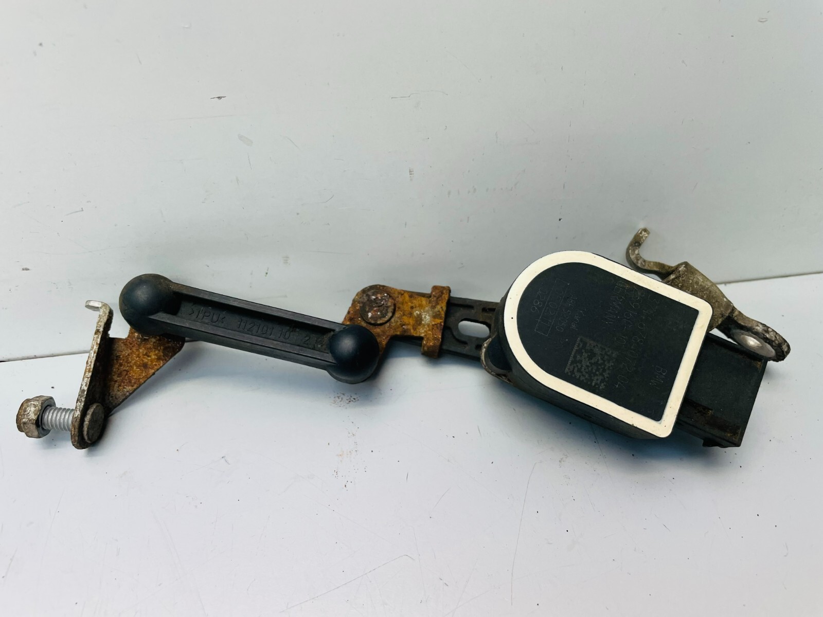 BMW F01 F02 F06 F07 F10 Front Suspension Passenger Side Left Level Sensor #035
