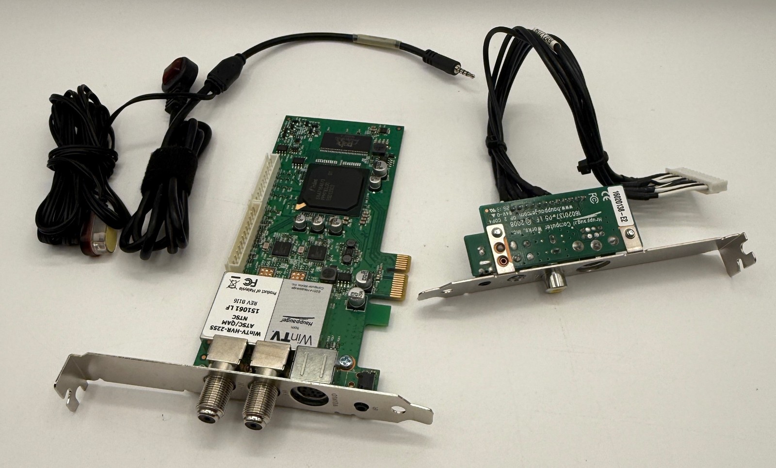 Hauppauge WinTV HVR-2255 PCIe TV Tuner Card ATSC QAM NTSC w/IR Cables