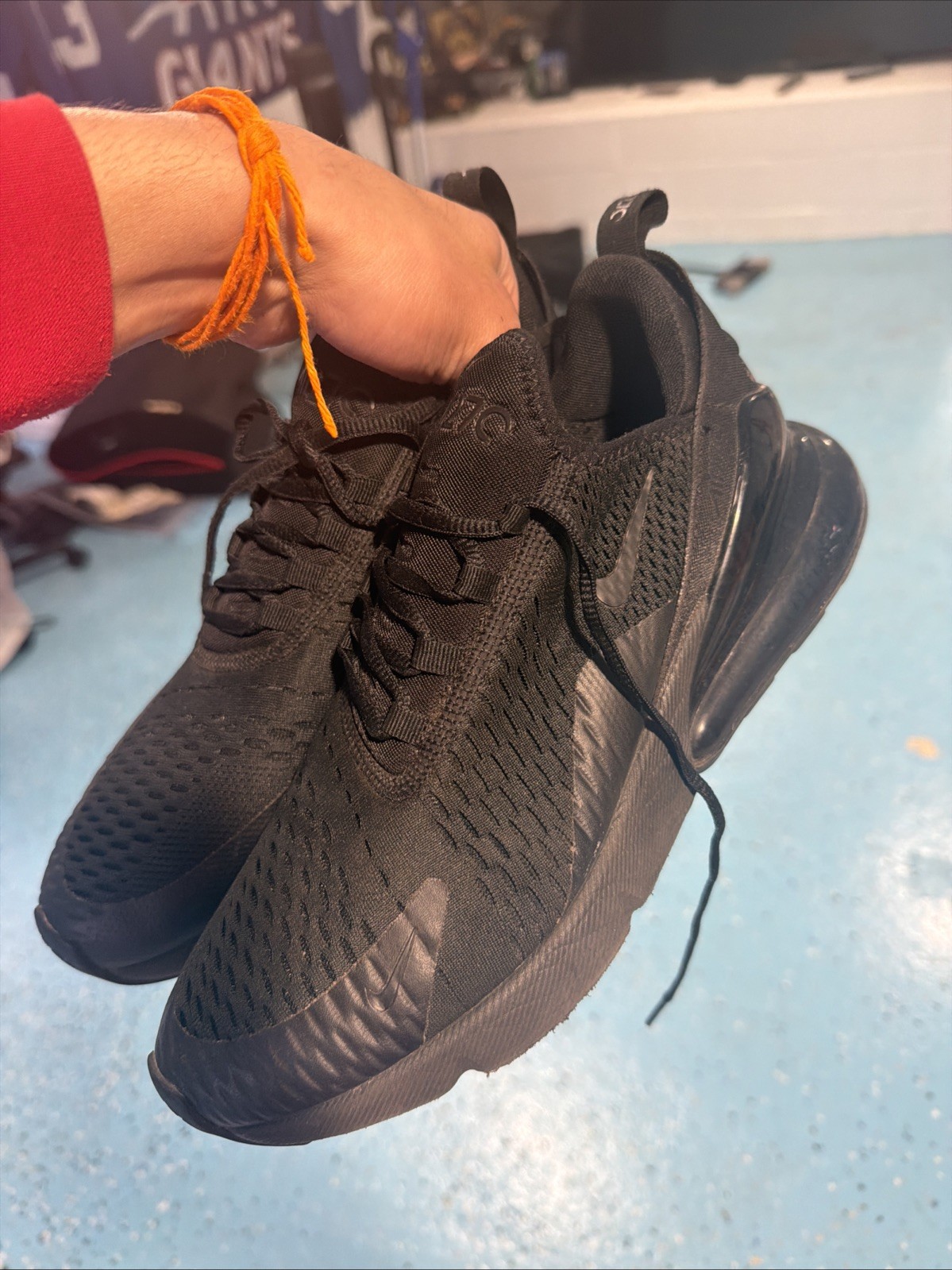 nike 27c black 9.5
