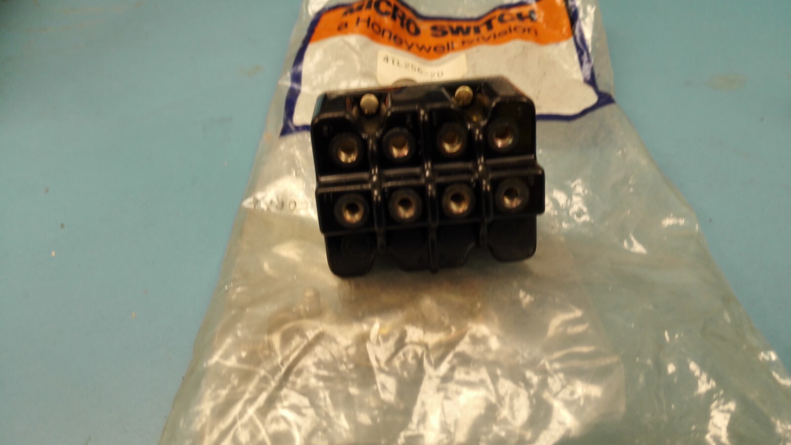 4TL256-2D MICRO SWITCH HONEYWELL