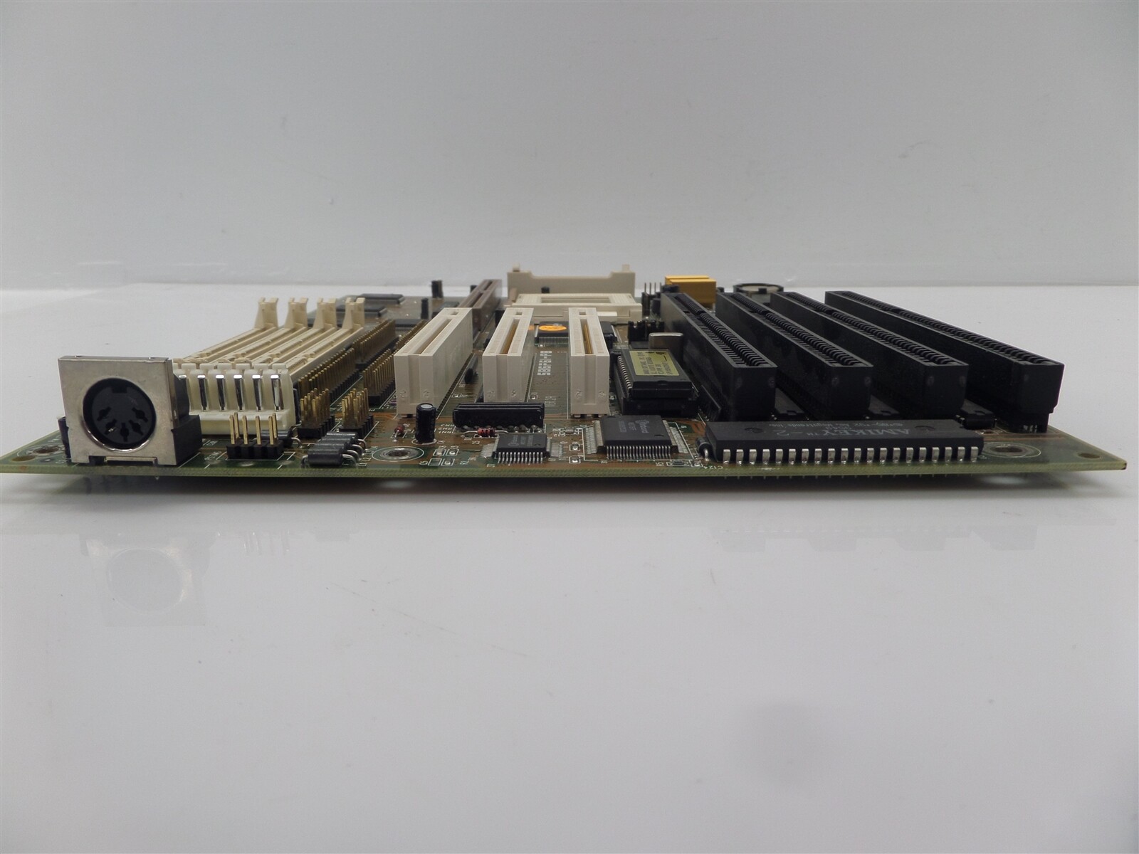 Freetech 586F61-PB Socket 7 Motherboard - No CPU
