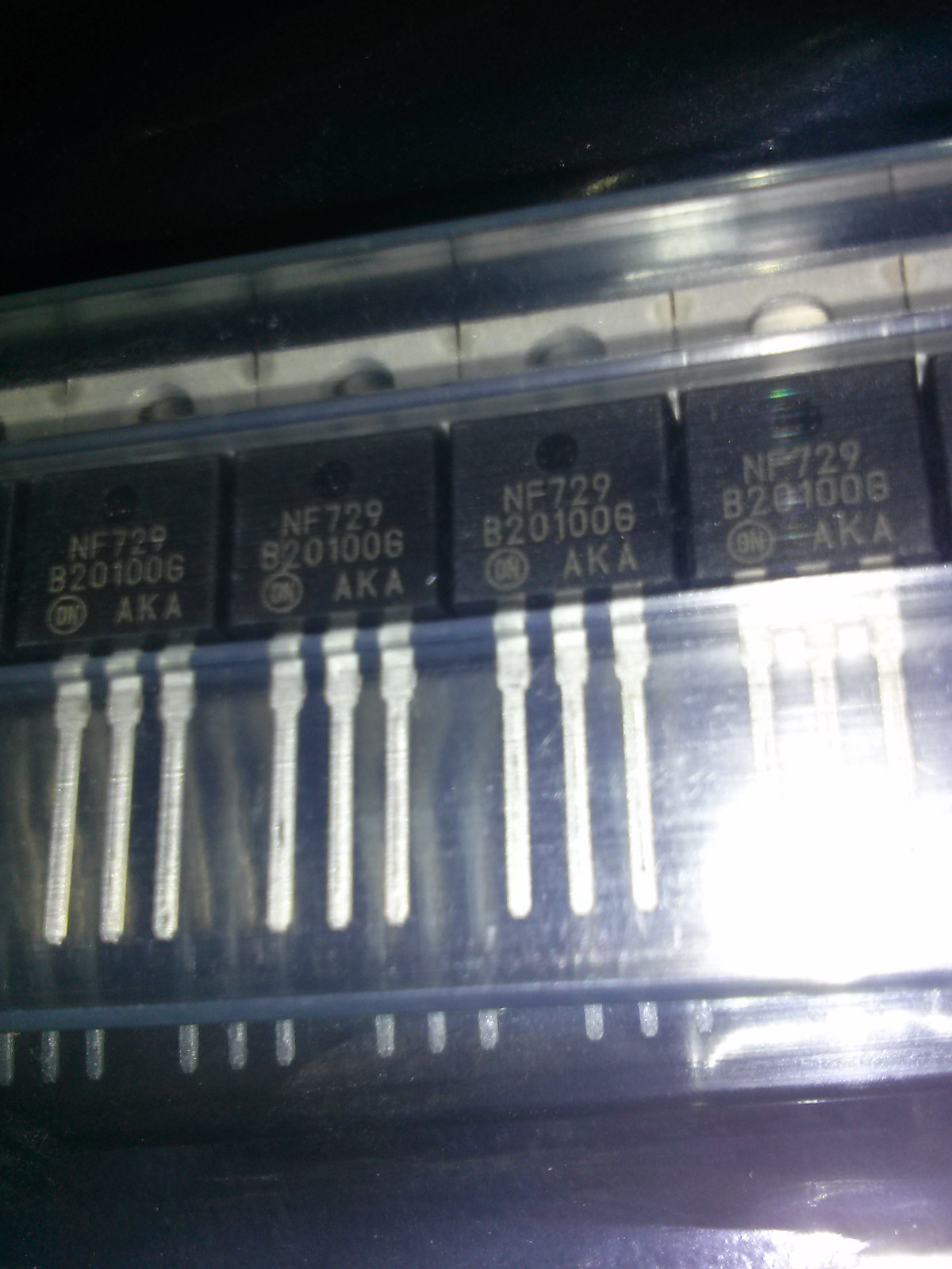 Qty-10 pcs-ON-Semi-MBR20100CTG-Schottky Diodes 20A, 100V