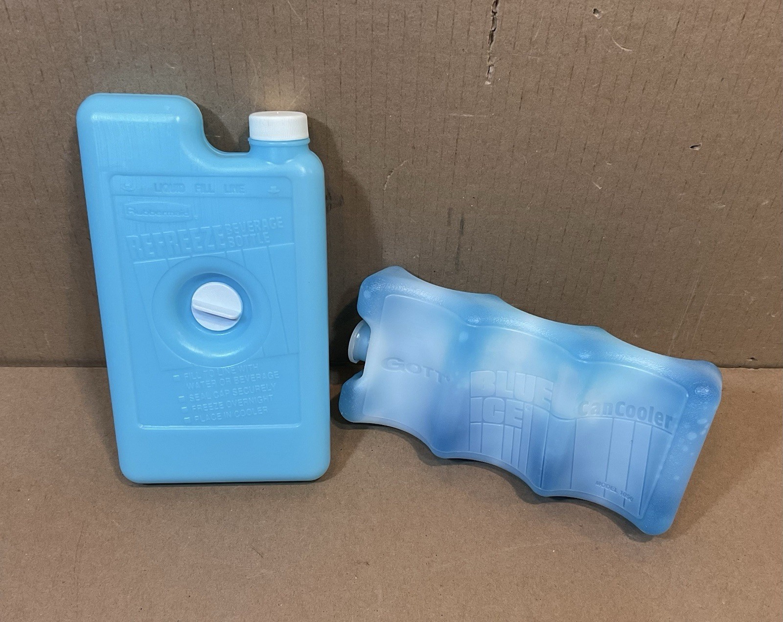 Rubbermaid Screw In Refreeze Beverage Bottle Ice Pack 8279 Plus GOTT Can Cooler