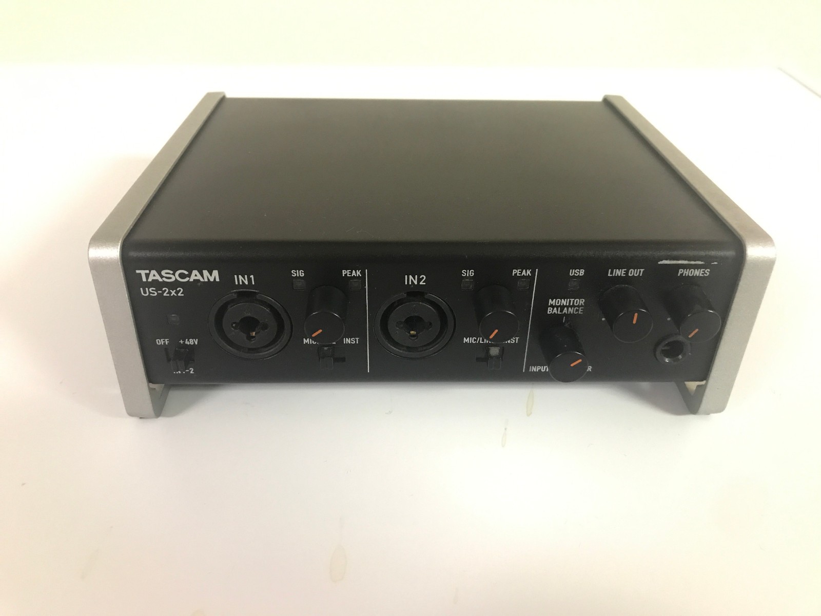Tascam US-2x2 USB Audio/MIDI Interface Hi-Res Audio