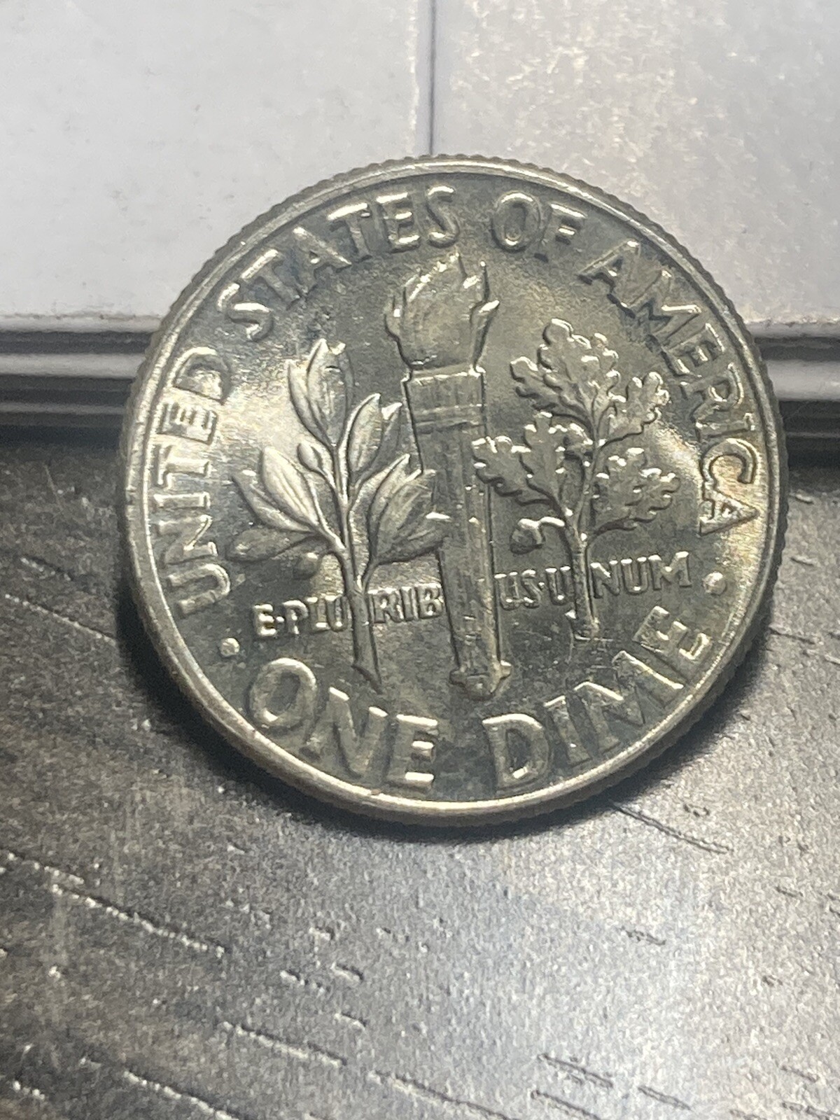 1957 P Roosevelt Dime - BU - As Shown! (#1102)