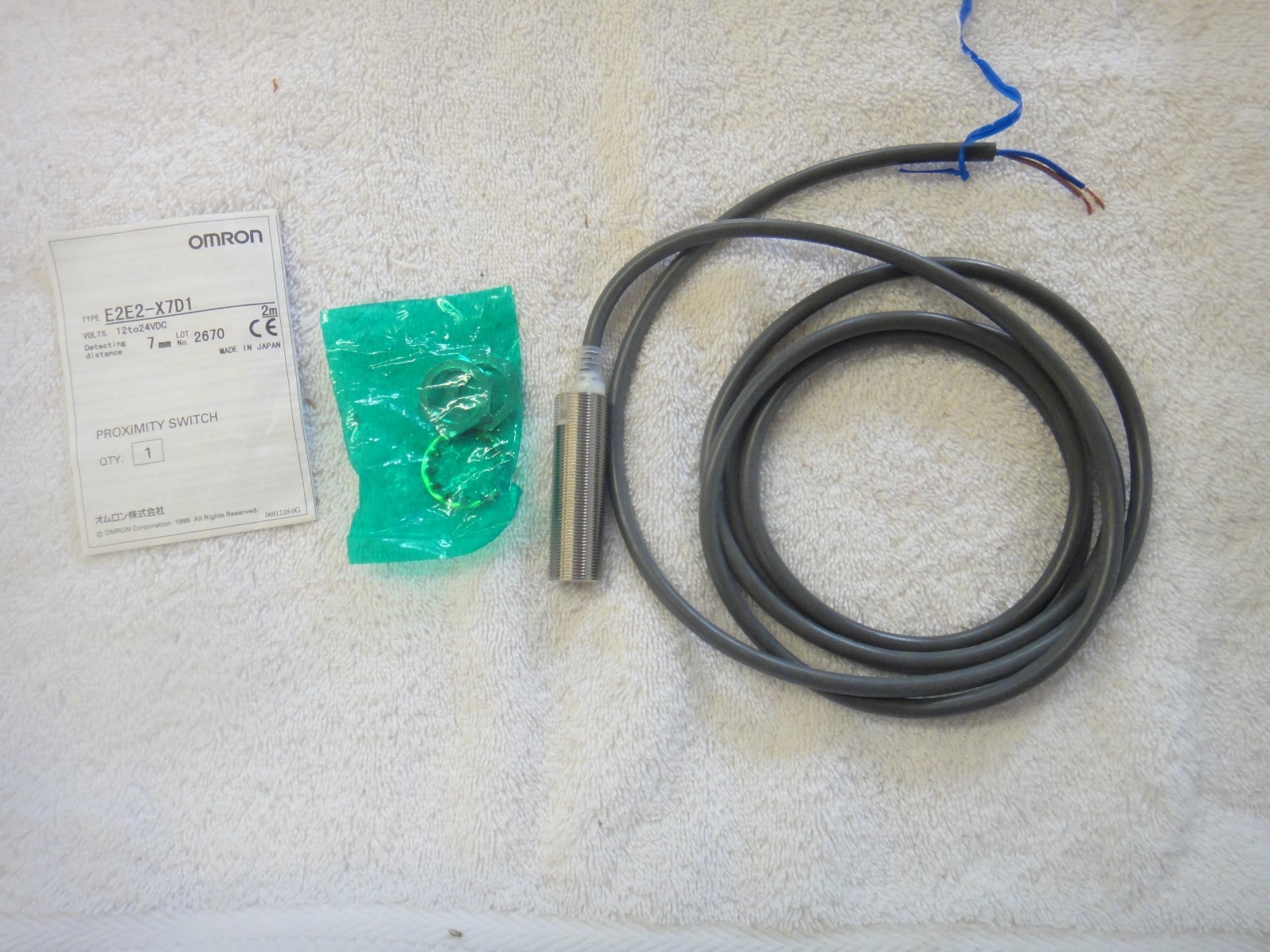 NEW Omron Proximity Switch E2E2-X7D1