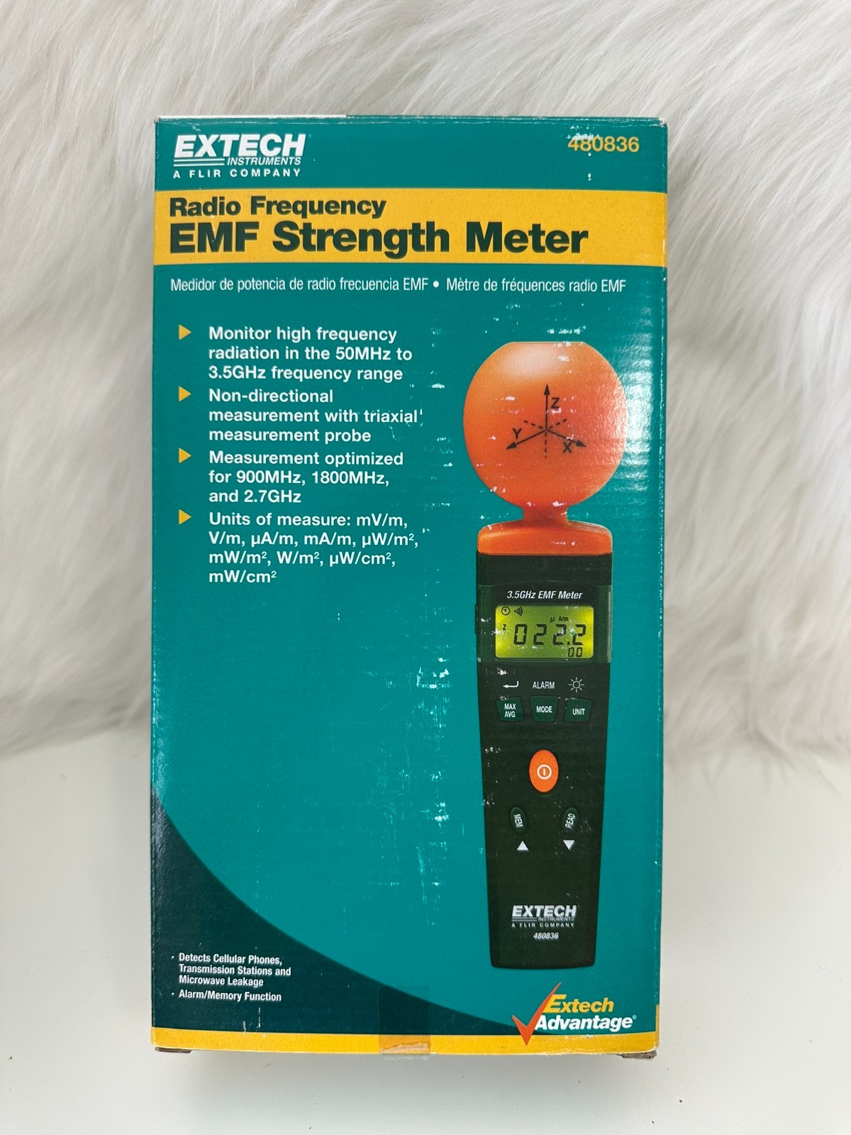 Extech RF Field Strength Meter 900 MHz 50MHz to 3.5GHz EMF 480836 new open box