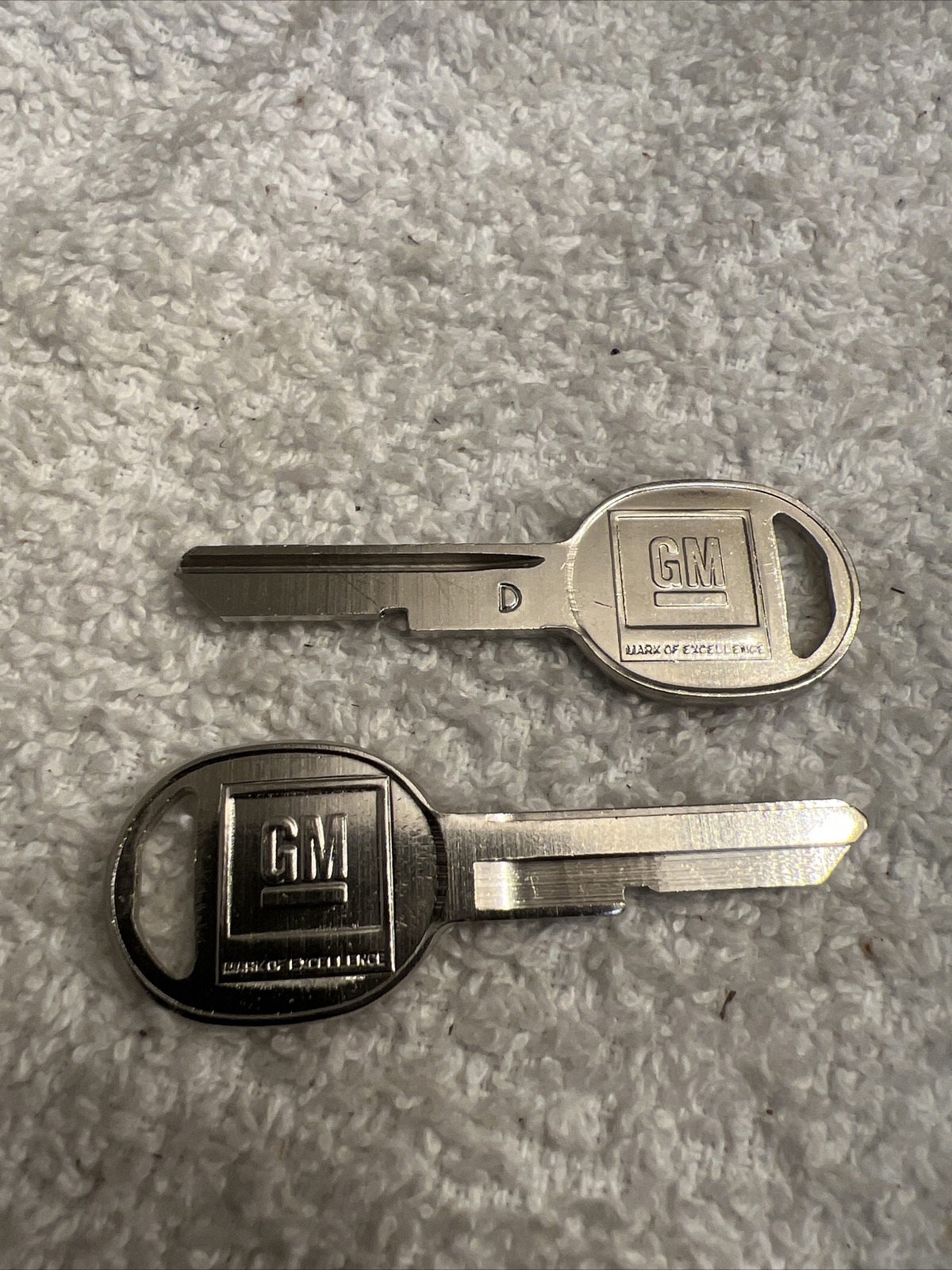 Lot Of 2 Ilco B51G Key Blanks For GM Ignitions D Keyway Pontiac Buick & More NOS