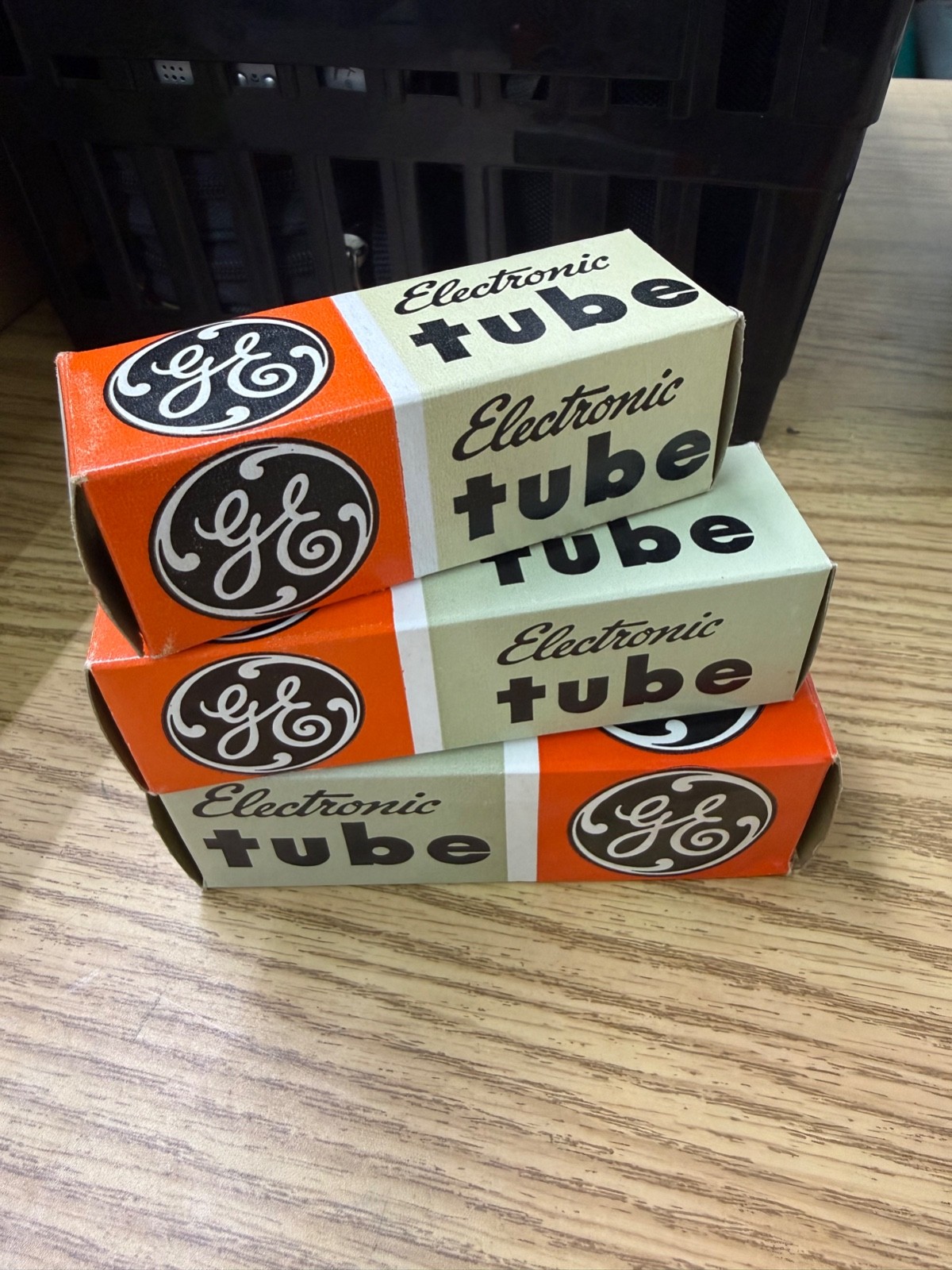 Lot of 3 GE Vacuum Tubes (G4C)