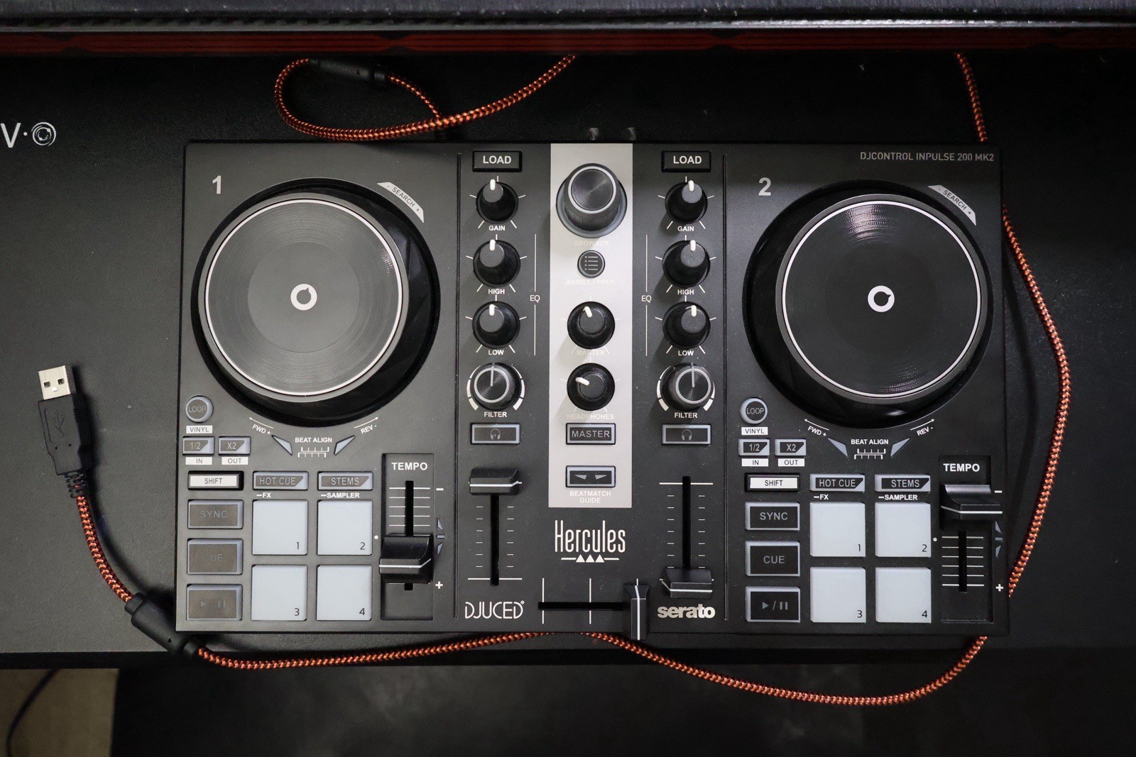 Hercules DJControl Inpulse 200 MK2 2-Channel USB DJ Controller 8 Pads