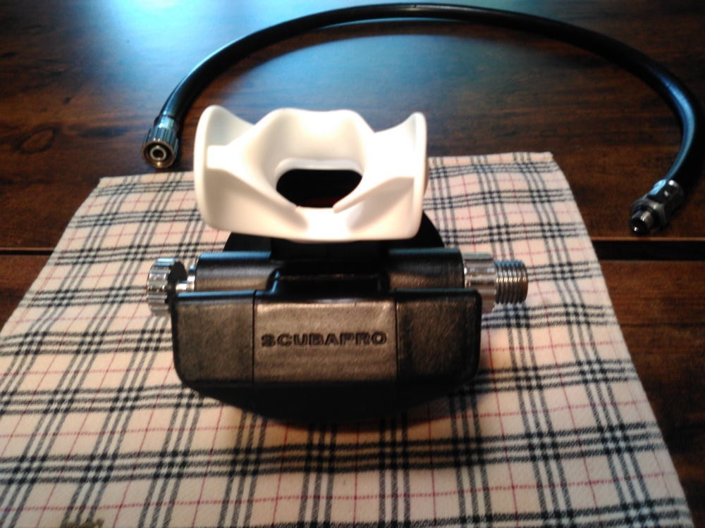 Scubapro G250 GRAPHITE Second-Stage, Good Cndition.