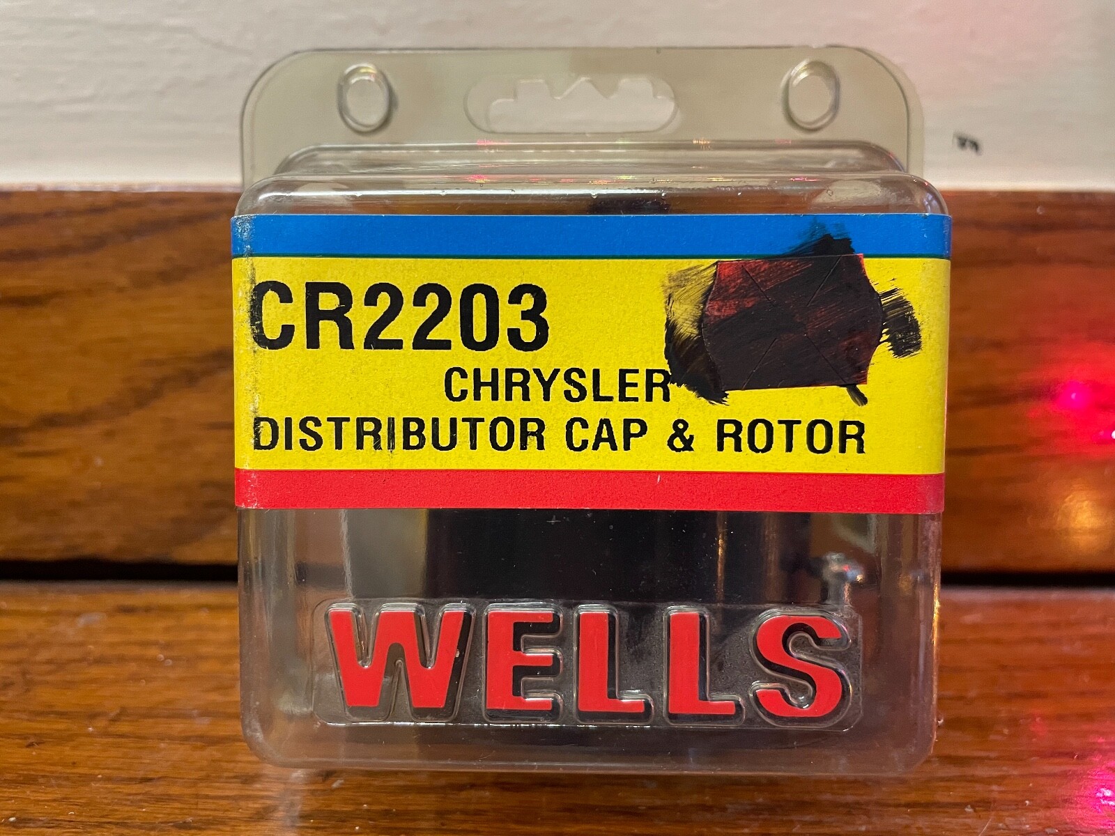 Wells - CR2203 - 4 Cylinder - Chrysler - Distributor Cap & Rotor