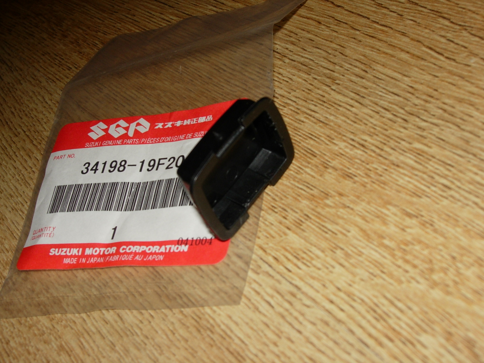 SV650 GSF 600 1200 Bandit GSX1400 Suzuki Instrument Housing Grommet 34198-19F20