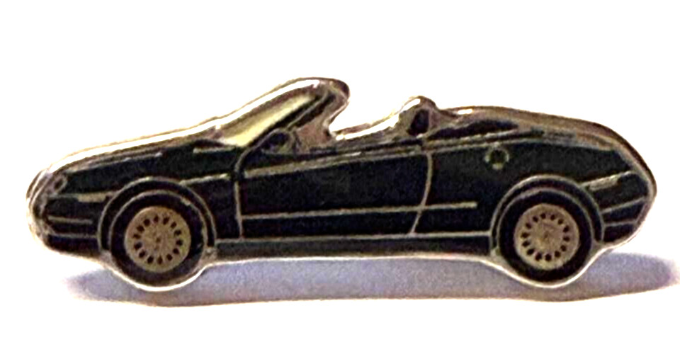 Alfa Romeo Spider Pin (H29)