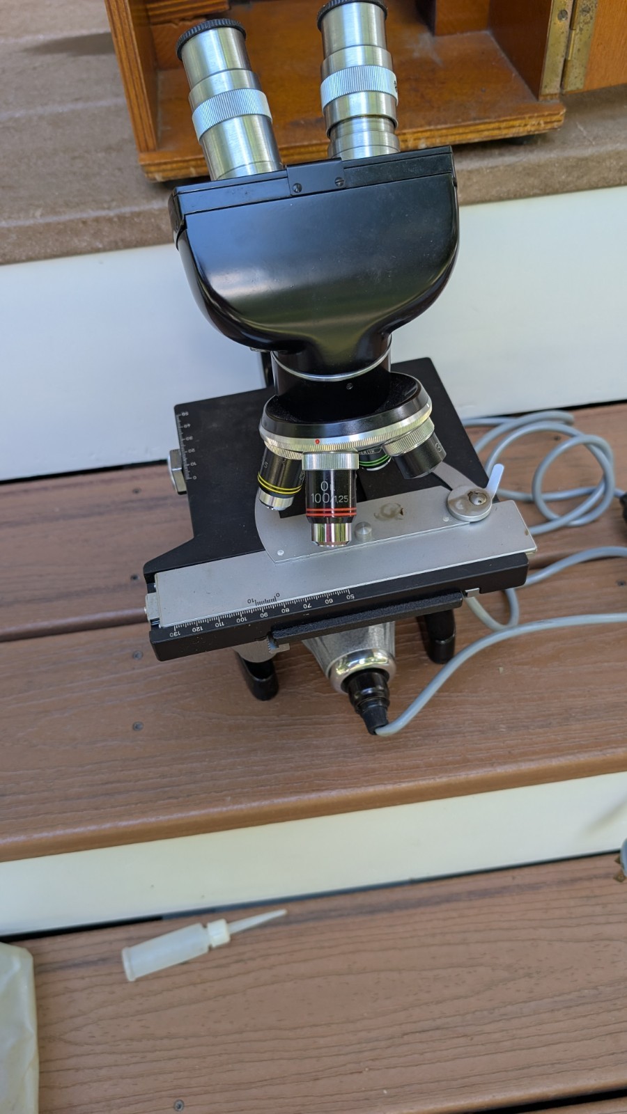 VTG. STEINDORFF, BERLIN MICROSCOPE WITH OBJECTIVES, LIGHT, ORIGINAL FITTED BOX.