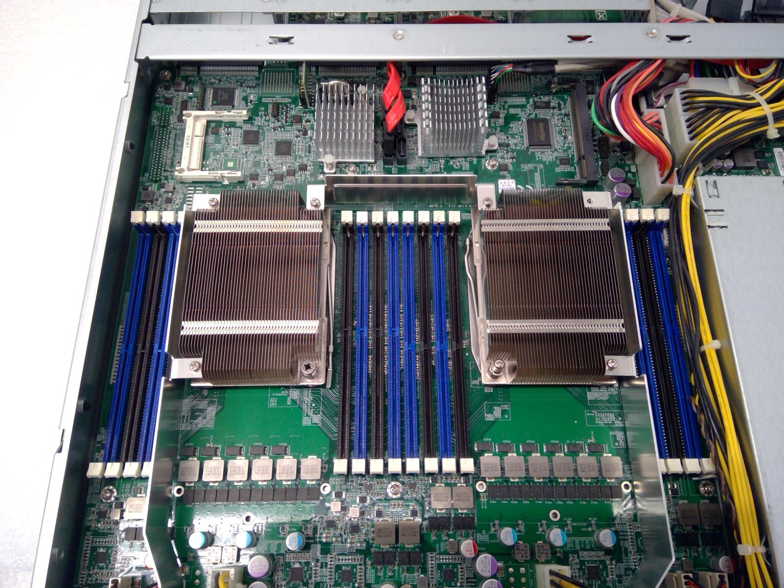 Juniper SRX4200 Services Gateway Firewall with AC Power SRX4200-AC *READ DETAIL*
