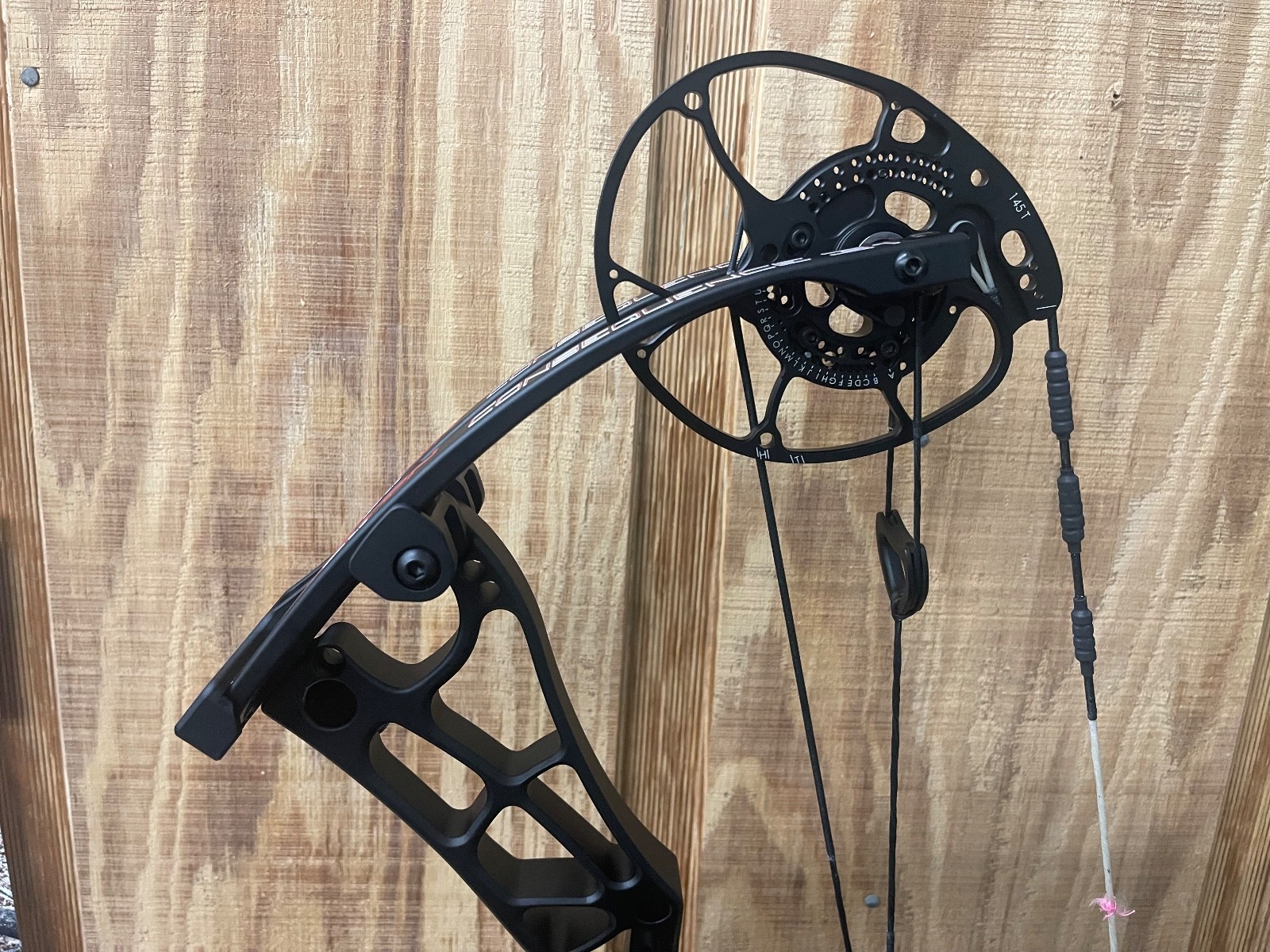 Darton Archery Consequence 31 70lb Black BRAND NEW