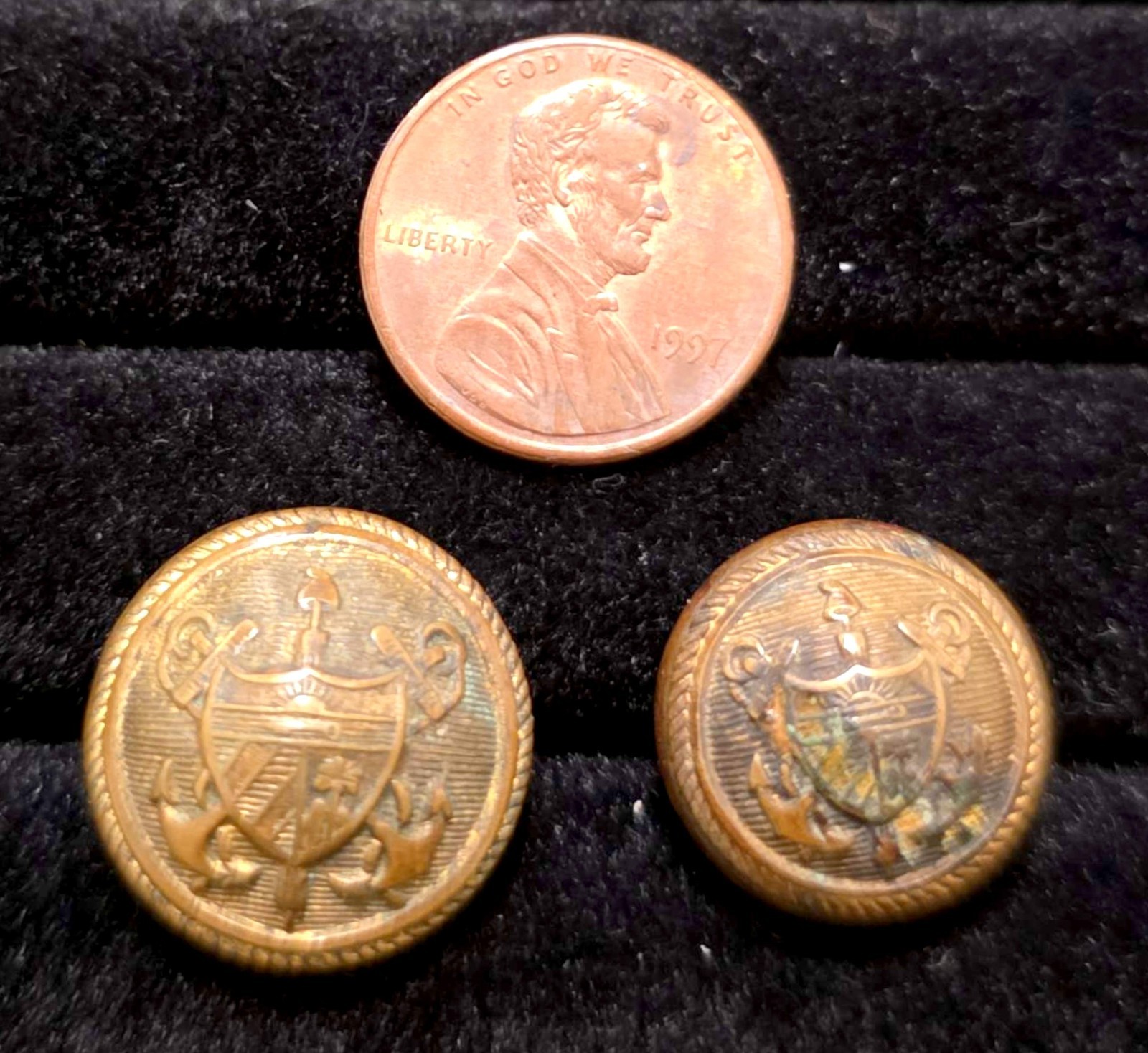 2-Caribbean military buttons