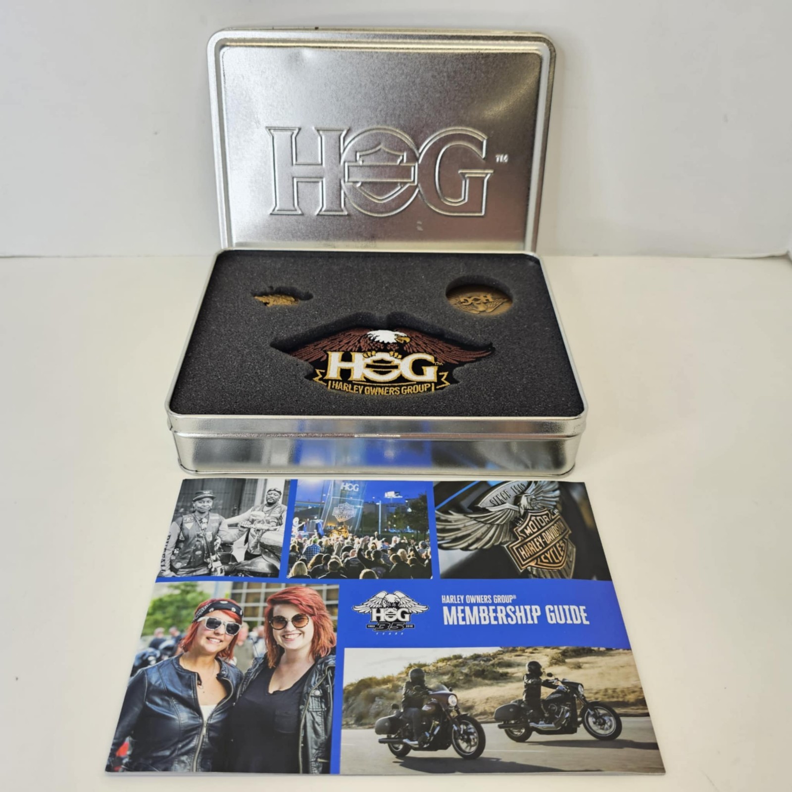 Harley Davidson HOG Group Owner Tin Patch Bell Pin Challenge Coin Wings Booklet