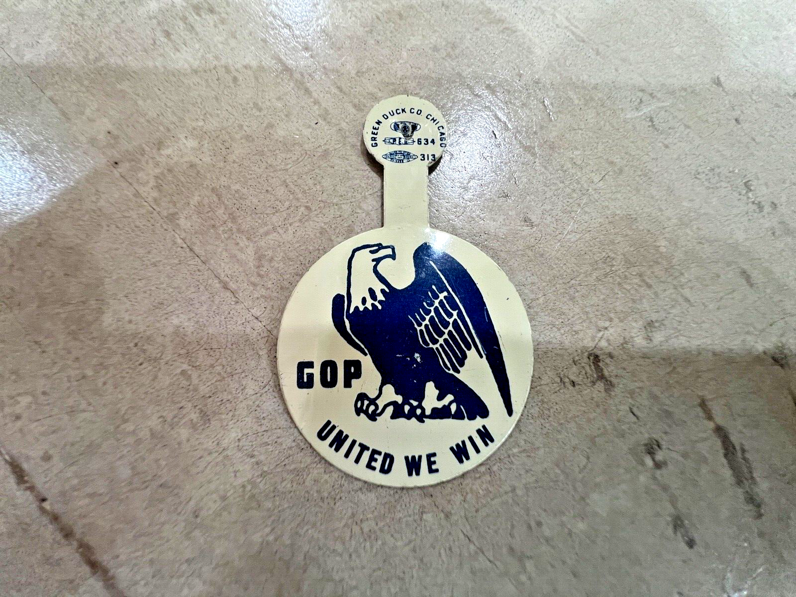 Vintage GOP United We Win Button