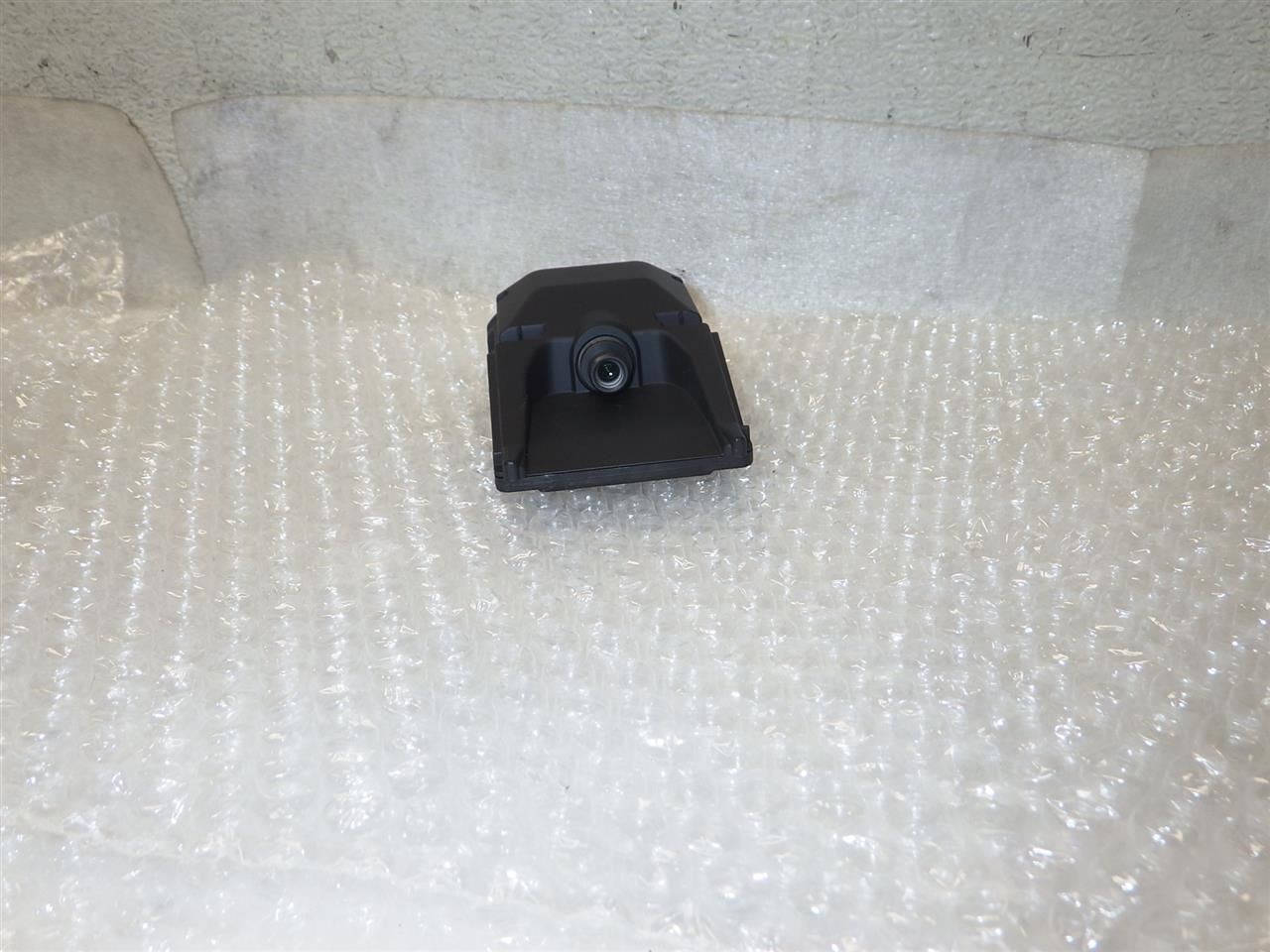 Camera/Projector Windshield Mounted Fits 18-20 CT6