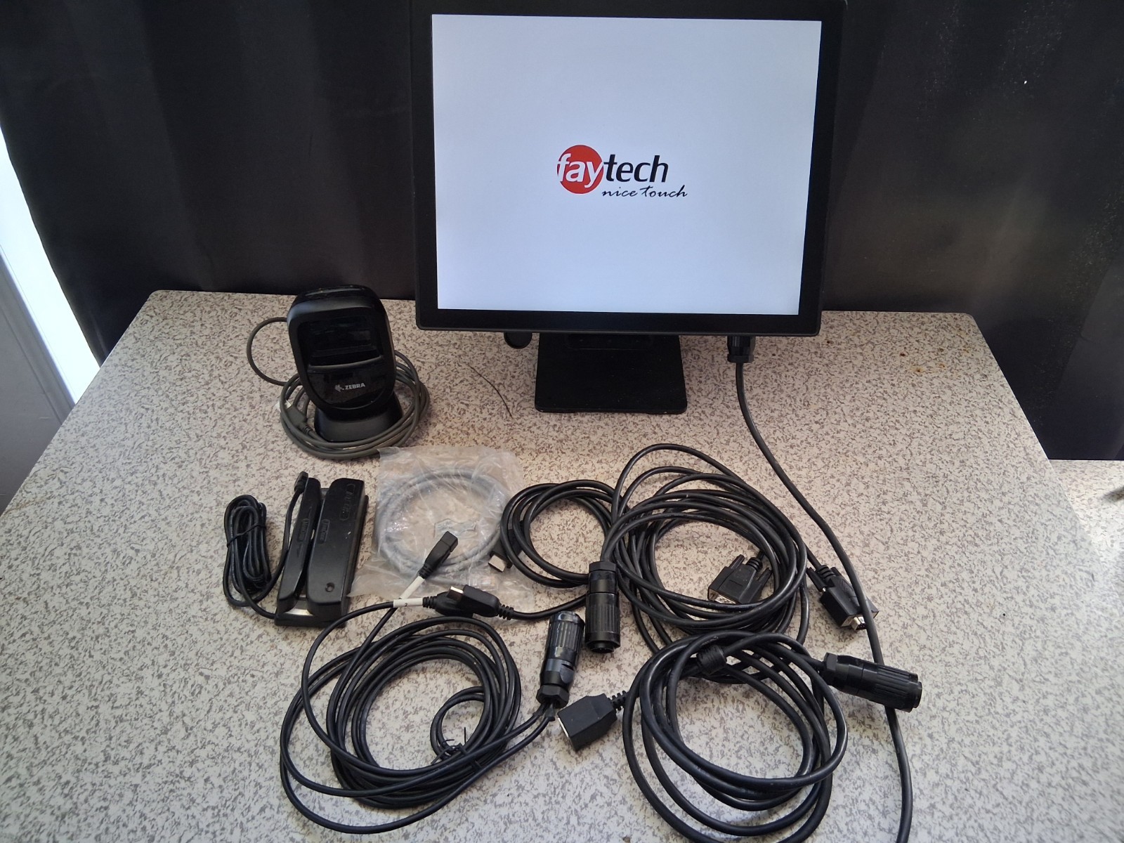 Faytech 15" IP65 Touchscreen POS Panel PC N4200 Win10 LTSC + Zebra Scanner