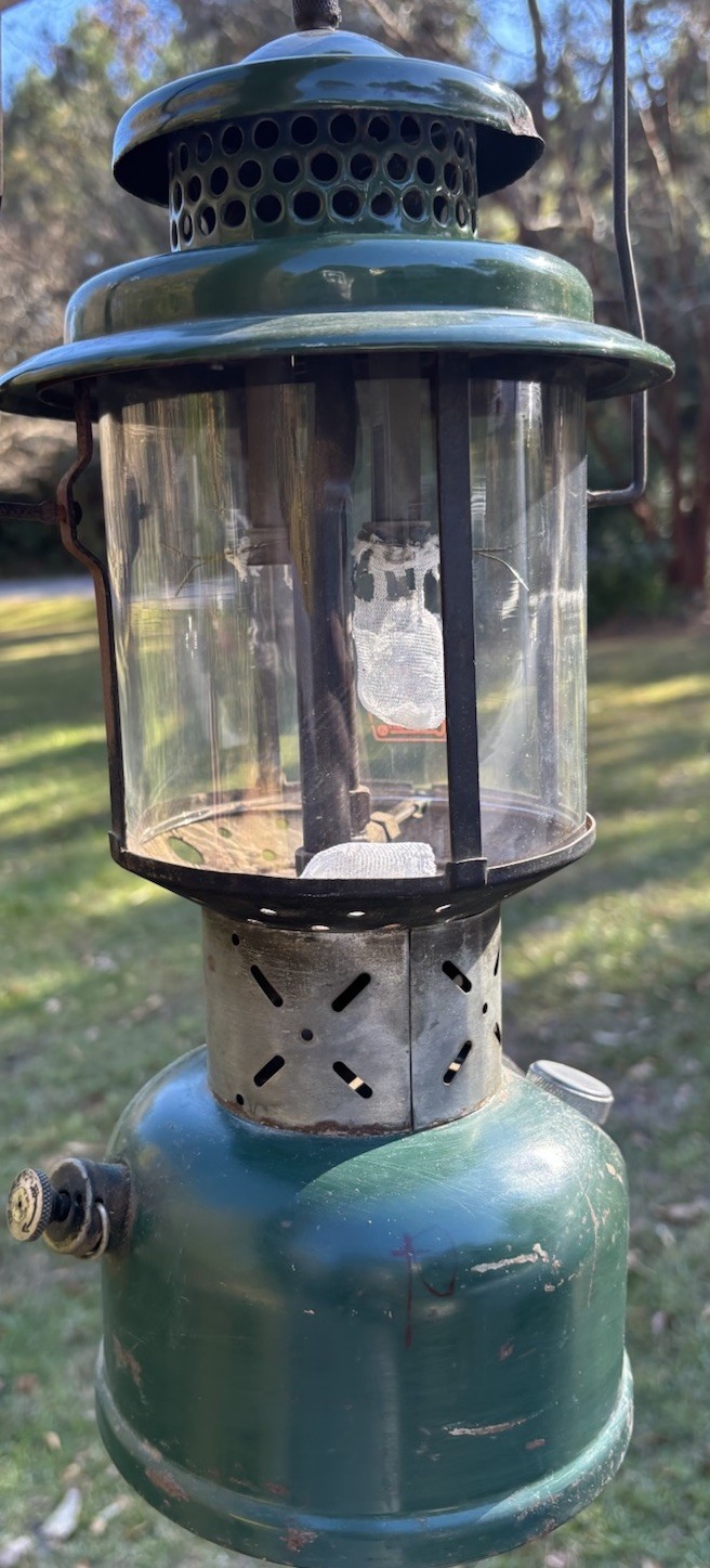 Vintage Coleman Double Mantle Lantern Dated 10/1962
