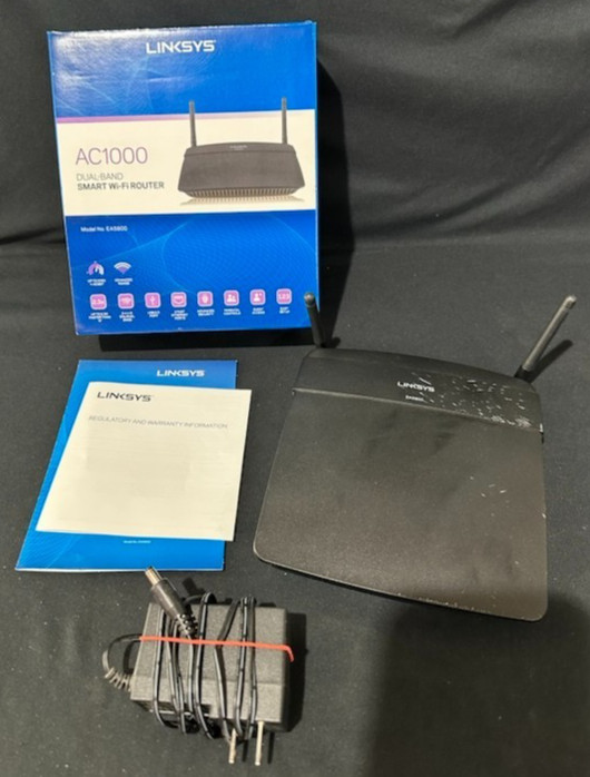 Linksys AC1000 Model EA5800 Dual Band Smart Wi-Fi Router with Smart Wi-Fi