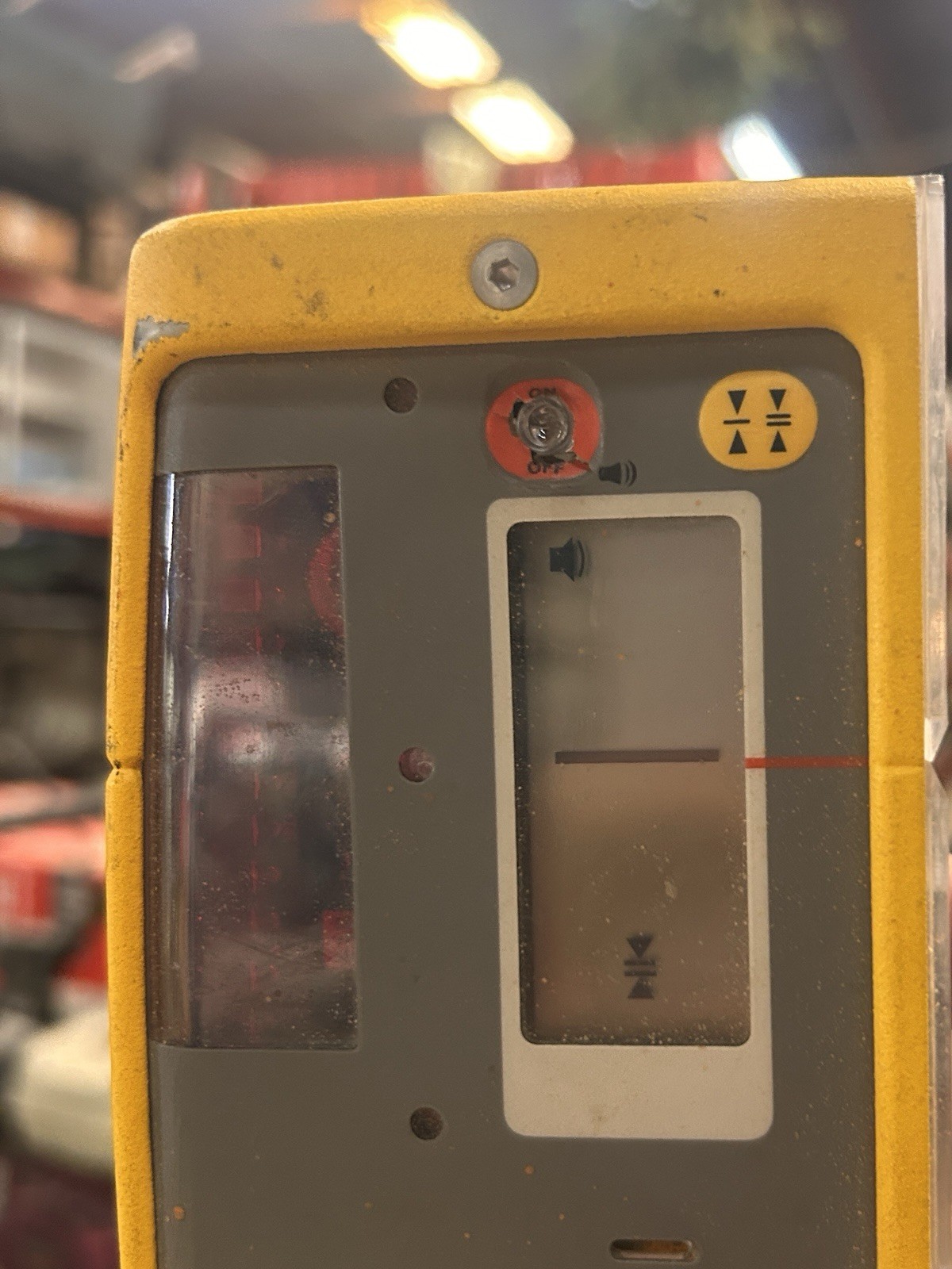 Spectra LL500 Self-Leveling Precision Laser with Receiver