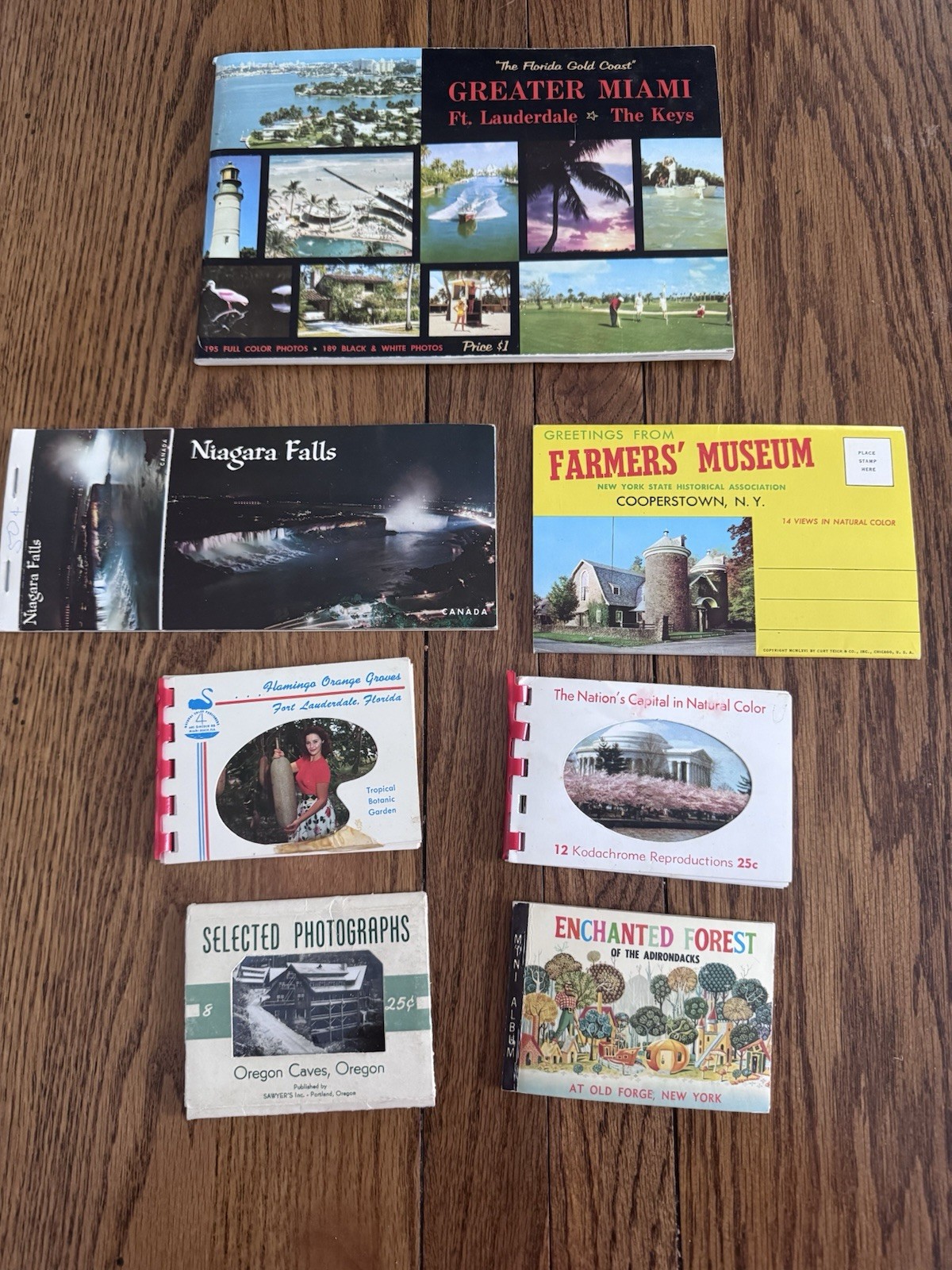 Vintage US & Canada Travel Souvenir Photo Booklets And Post Cards Lot (7)