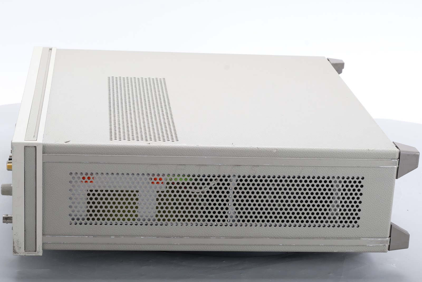HP 214B Pulse Generator With Option: 1*001 - Fair Condition