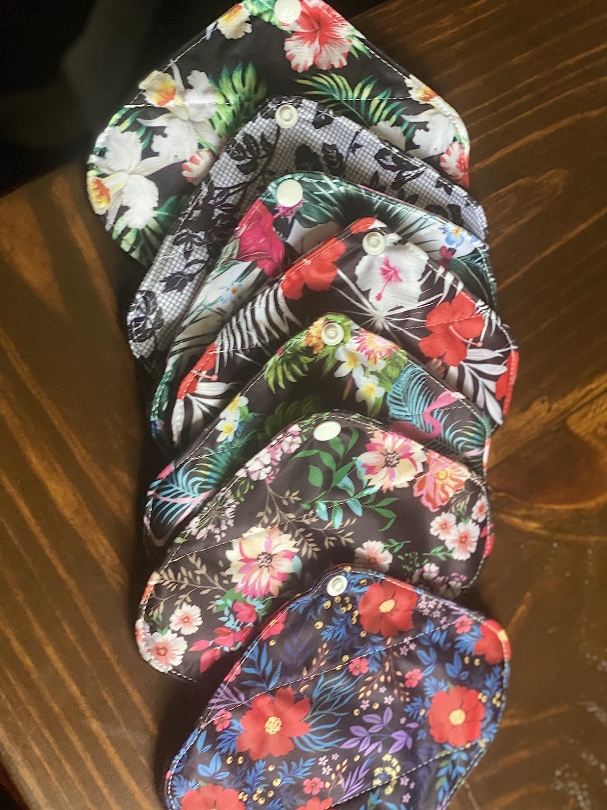 Reusable Menstrual Pads 7PCS Bamboo Charcoal Cloth Sanitary Pads Wet Bag New USA