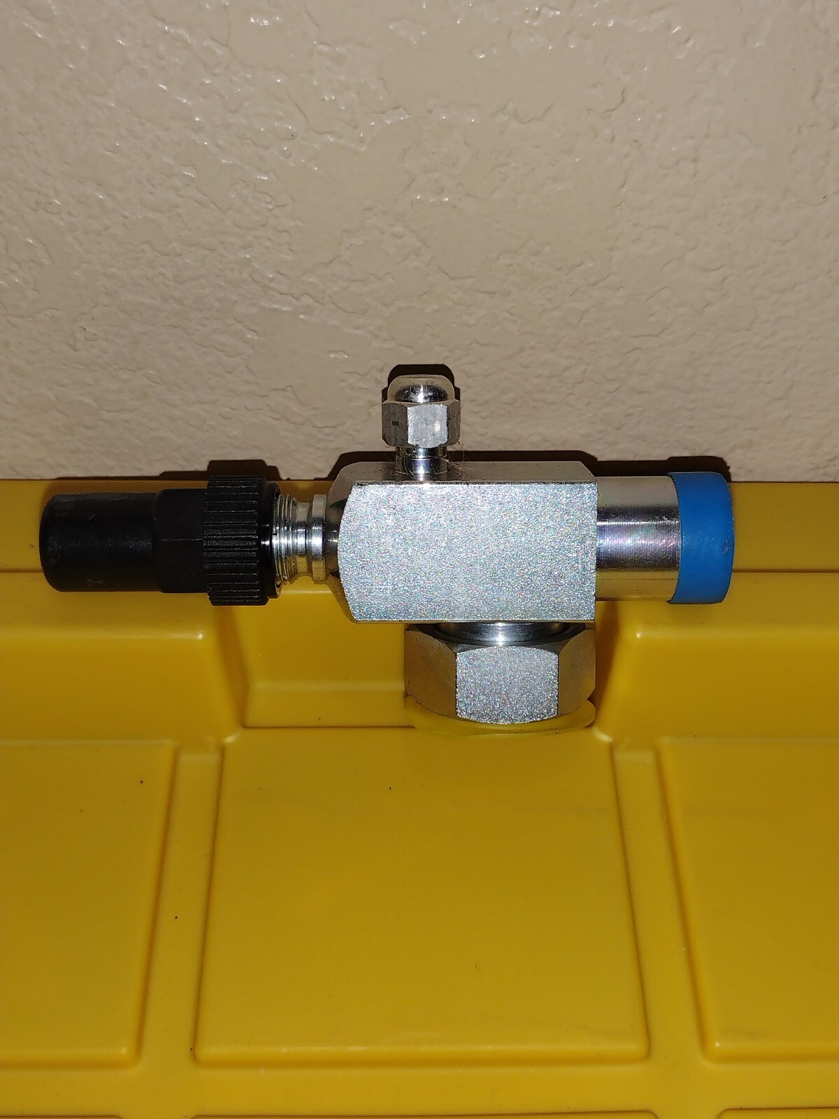 COPELAND ERIE I - 1 1/4 ROTALOCK SERVICE  VALVE NEW