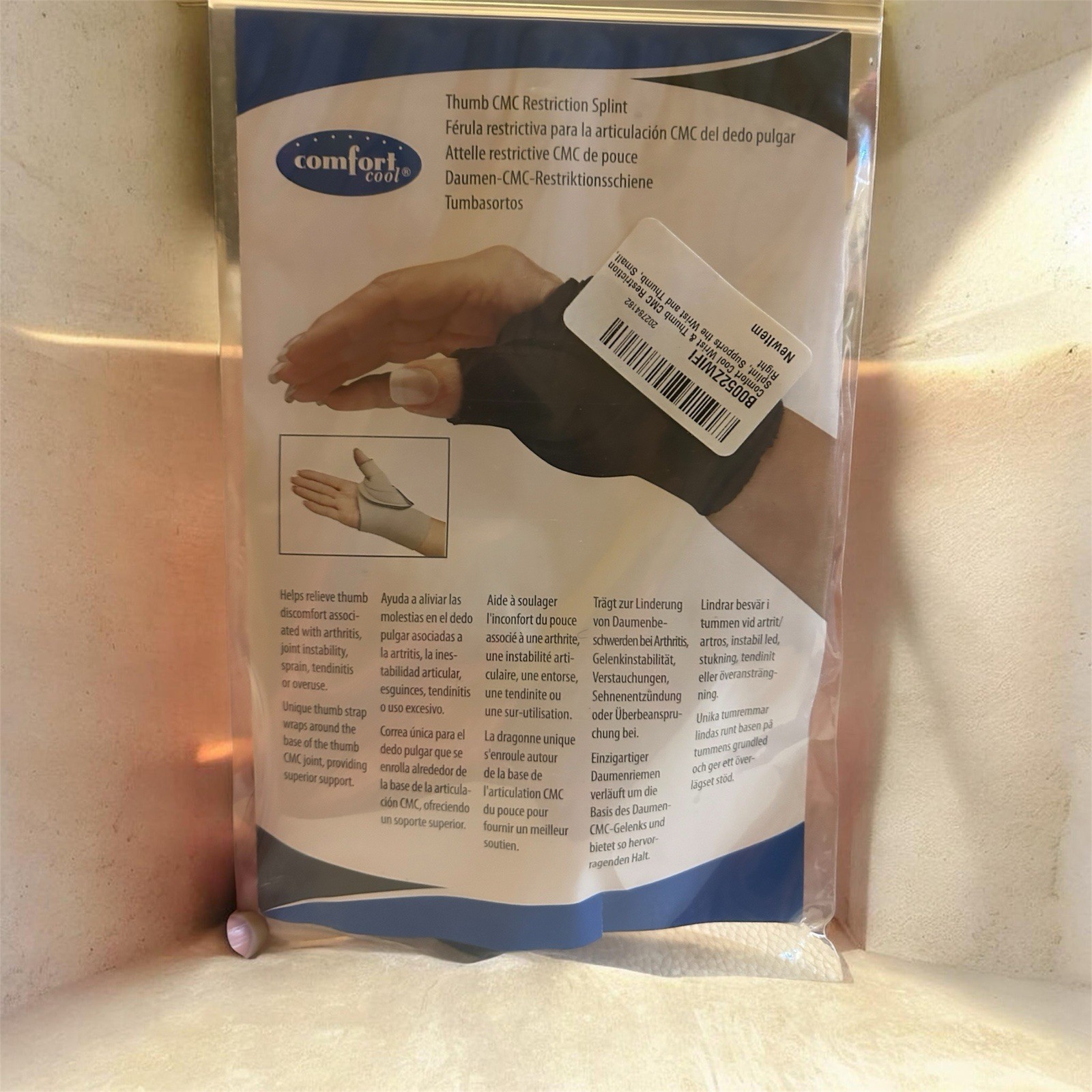 Comfort Cool Thumb CMC Restriction Splint Black Right Hand Small NC79563 New