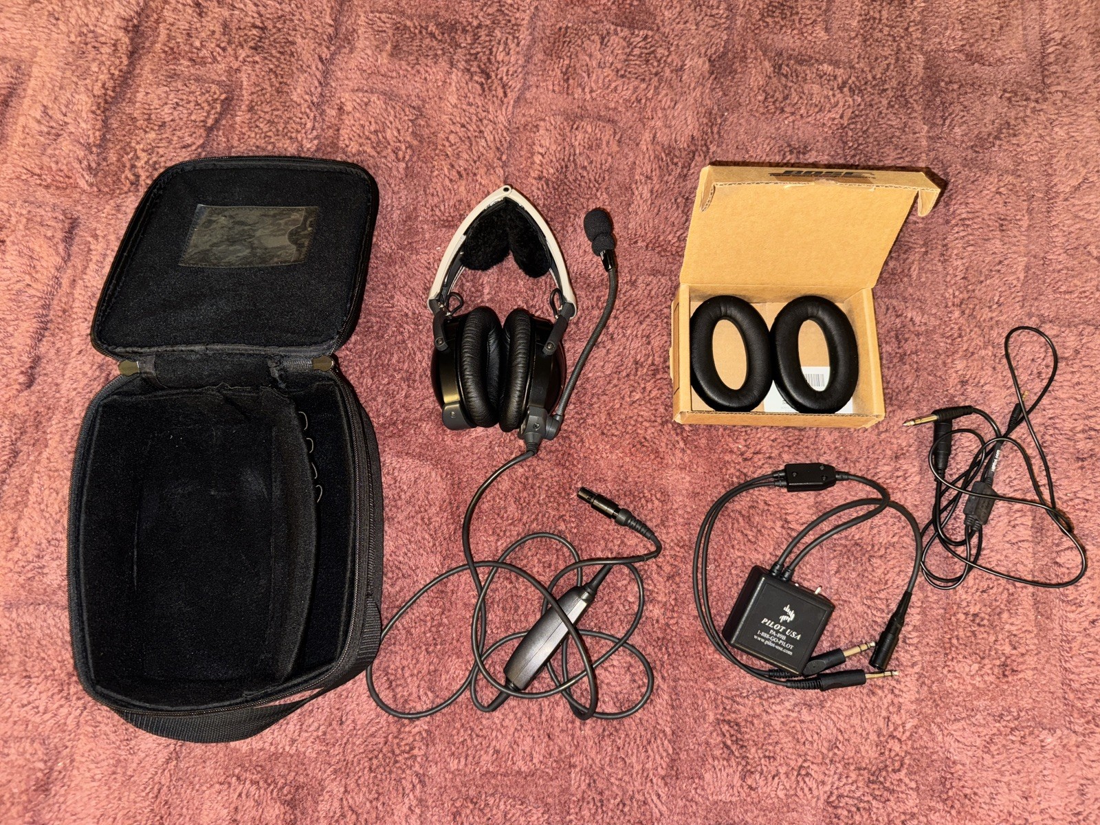 Bose X A10 Aviation Pilot Headset 6 Pin Lemo Plug w/ GA Adapter & New Ear Pads