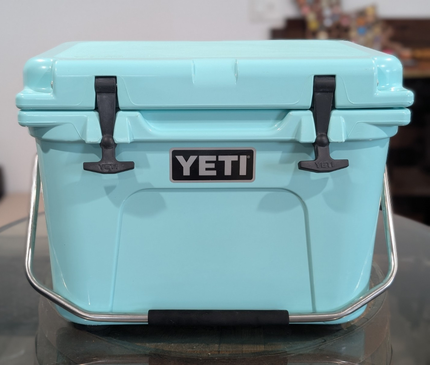 YETI Roadie 20 Ice Chest Cooler - Seafoam