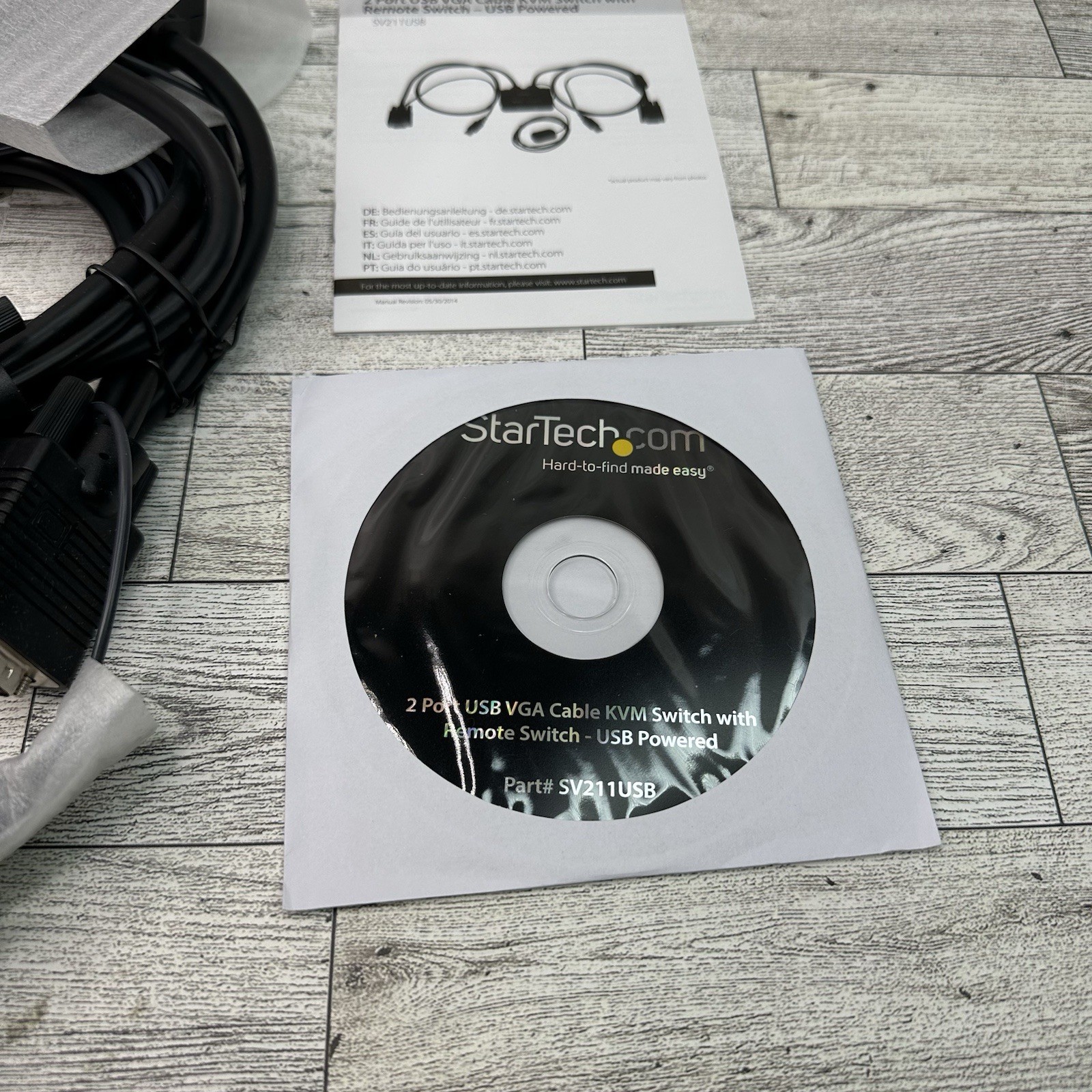 Startech 2 port USB VGA Cable KVM Switch with Remote Switch and USB Power/Data