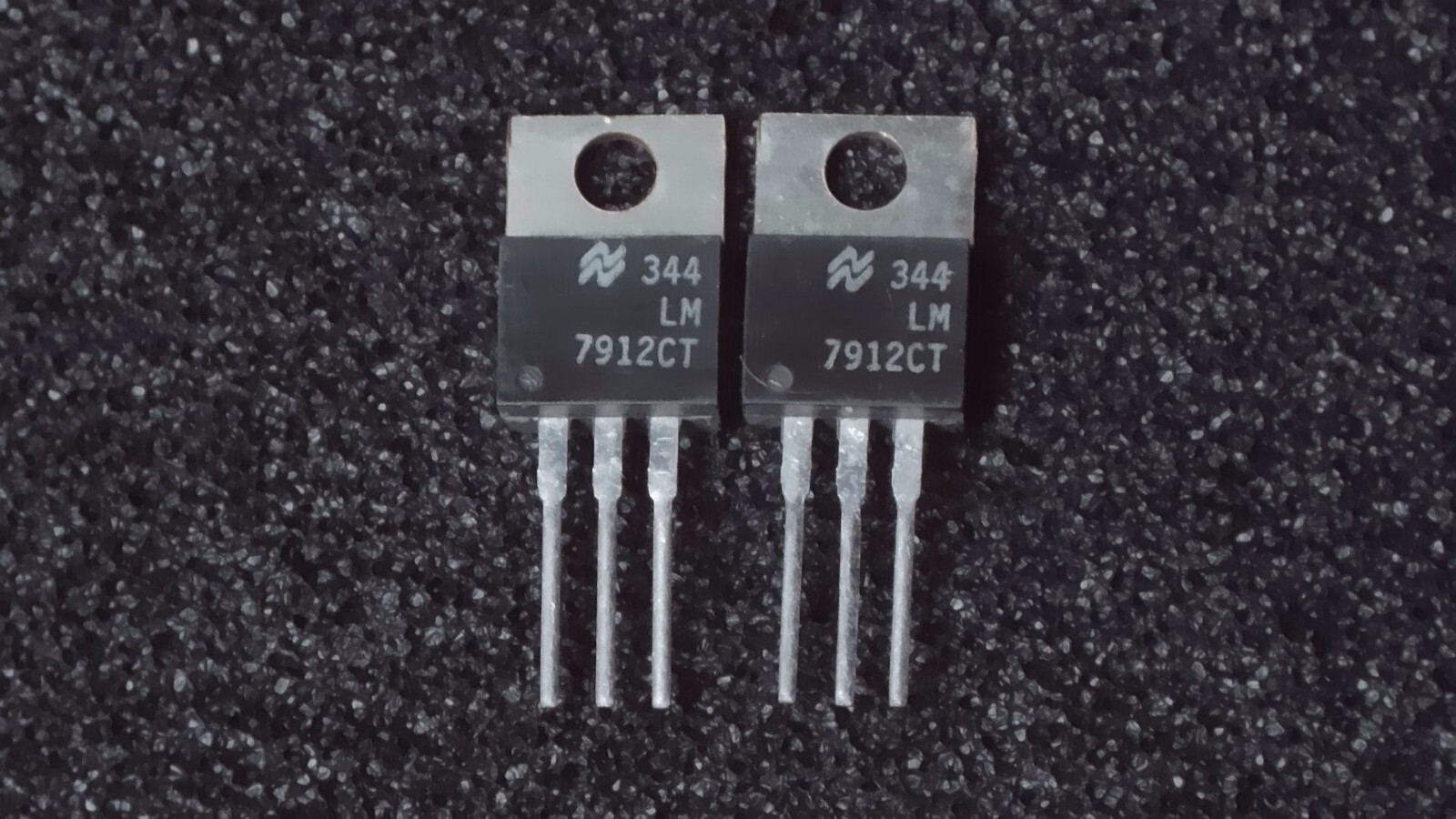 Quantity 2 - National Semiconductor LM7912CT Negative Voltage Regulator TO220