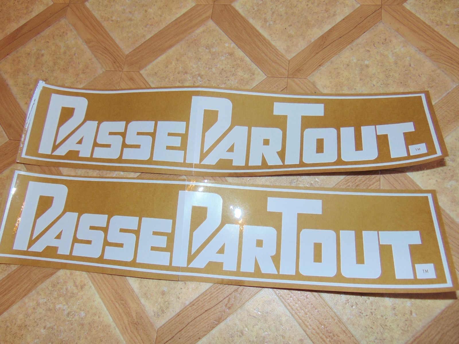 Nos Set Vintage Passepartout Clear With White Letters Hood Decals PPT
