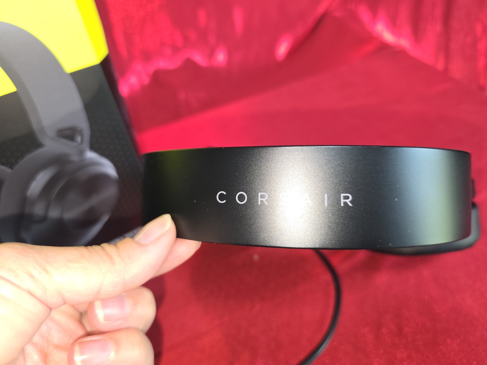 CORSAIR HS55 SURROUND V2 Multiflatform Gaming Headset