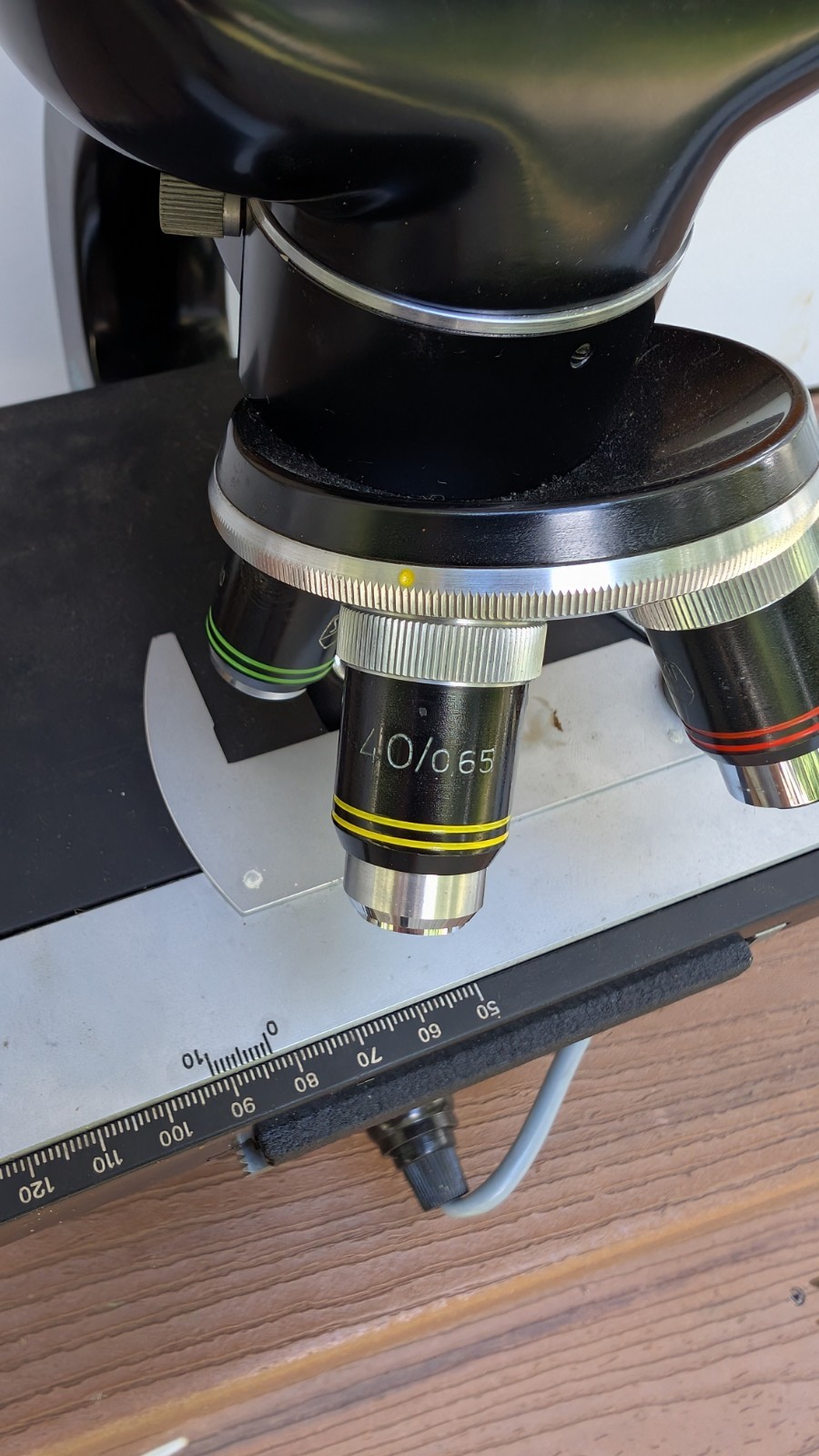 VTG. STEINDORFF, BERLIN MICROSCOPE WITH OBJECTIVES, LIGHT, ORIGINAL FITTED BOX.