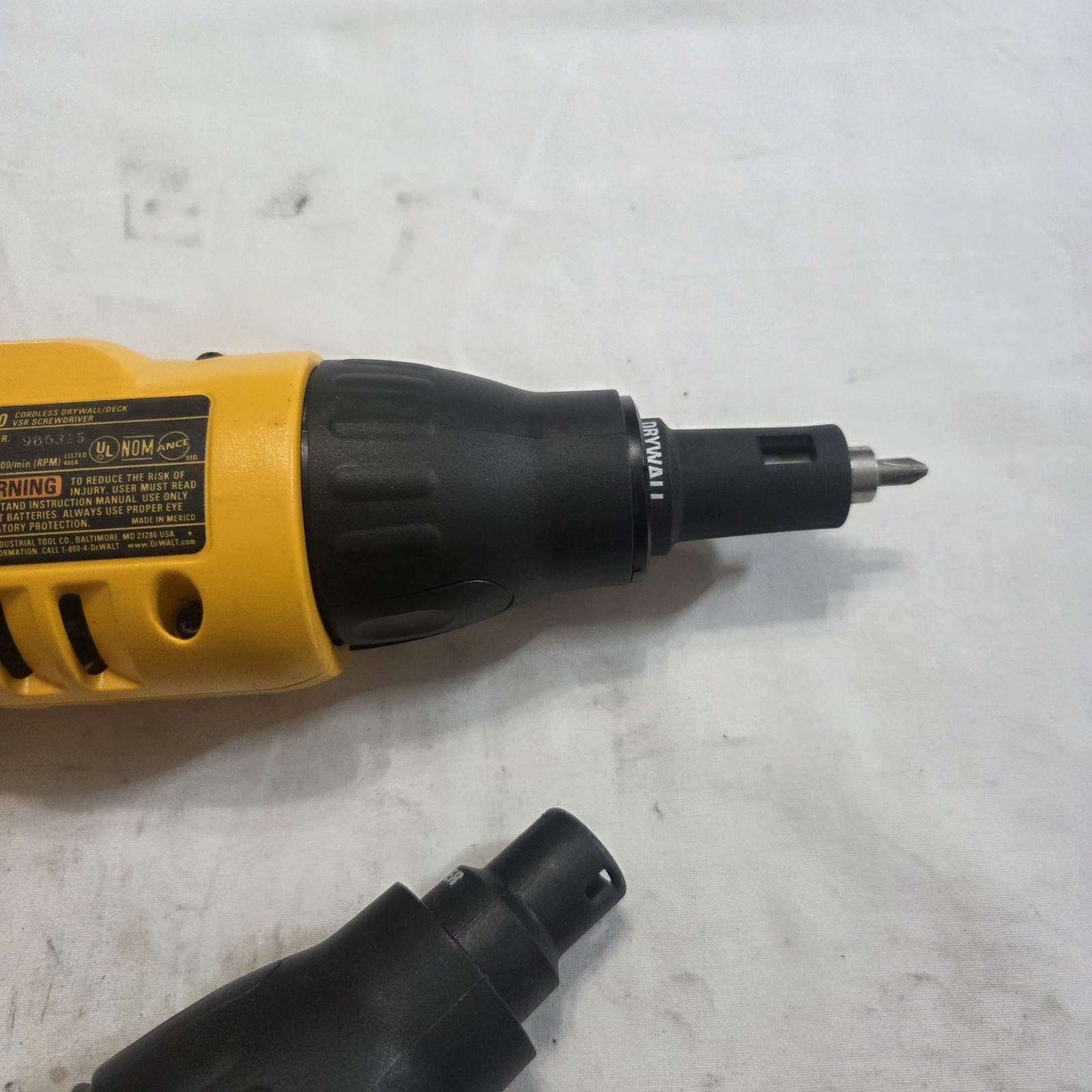 DeWalt DC520 18V Cordless Drywall / Deck VSR Screwdriver w/ Case - Tested