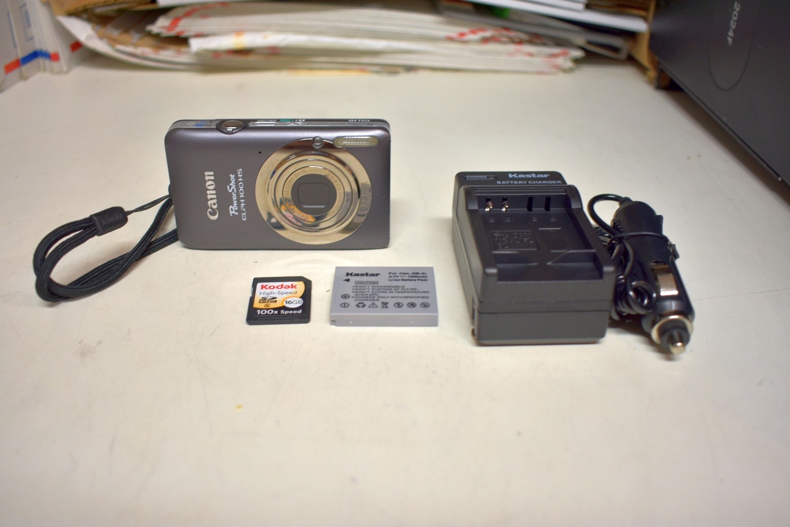CANON POWERSHOT ELPH 100HS 12.1MP Digital Camera (GREY) 4X ZOOM W/ChRG/BATT 16GB