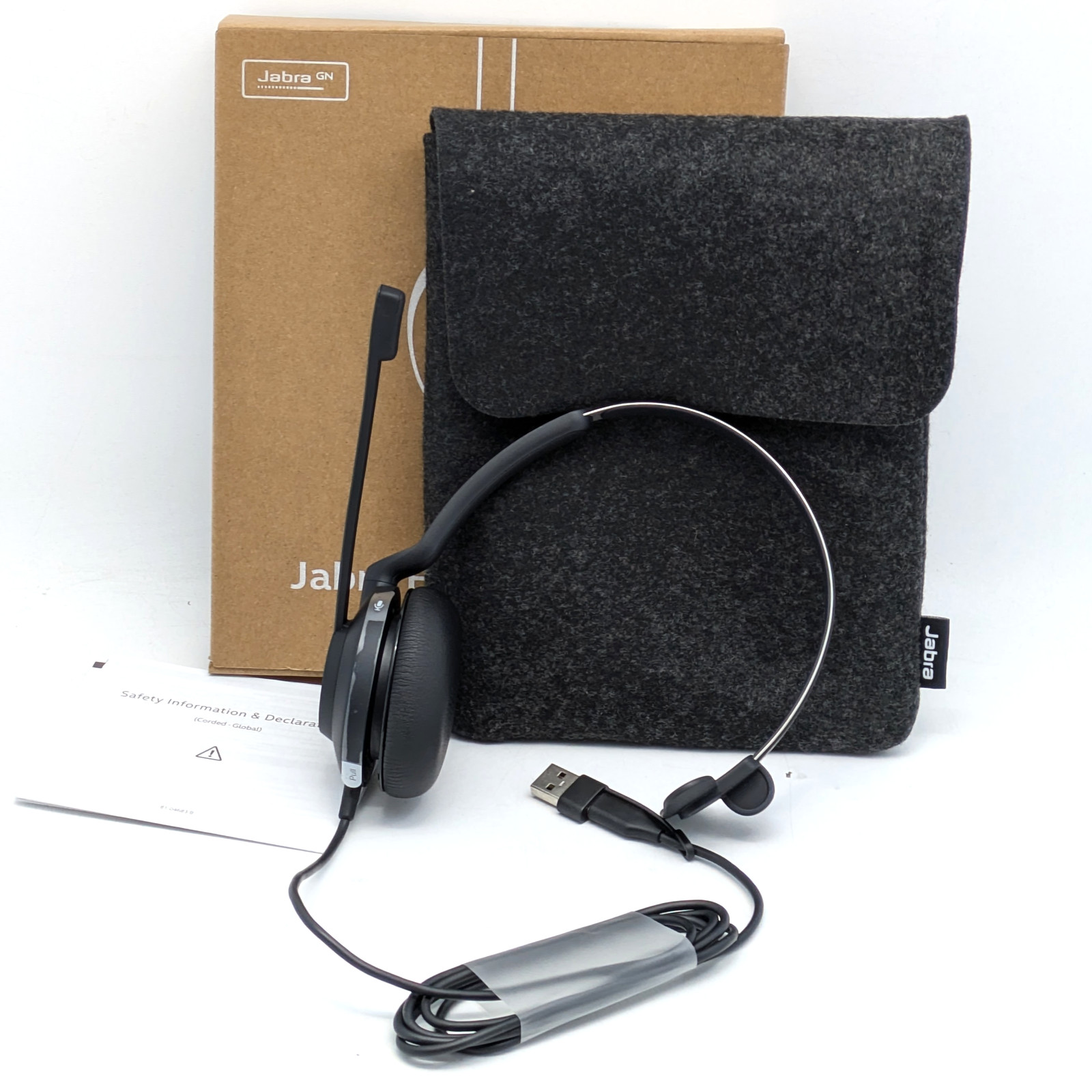 Jabra Evolve2 30 SE  Right-Ear USB-C/A Lightweight Wired Headset (HSC141) Black