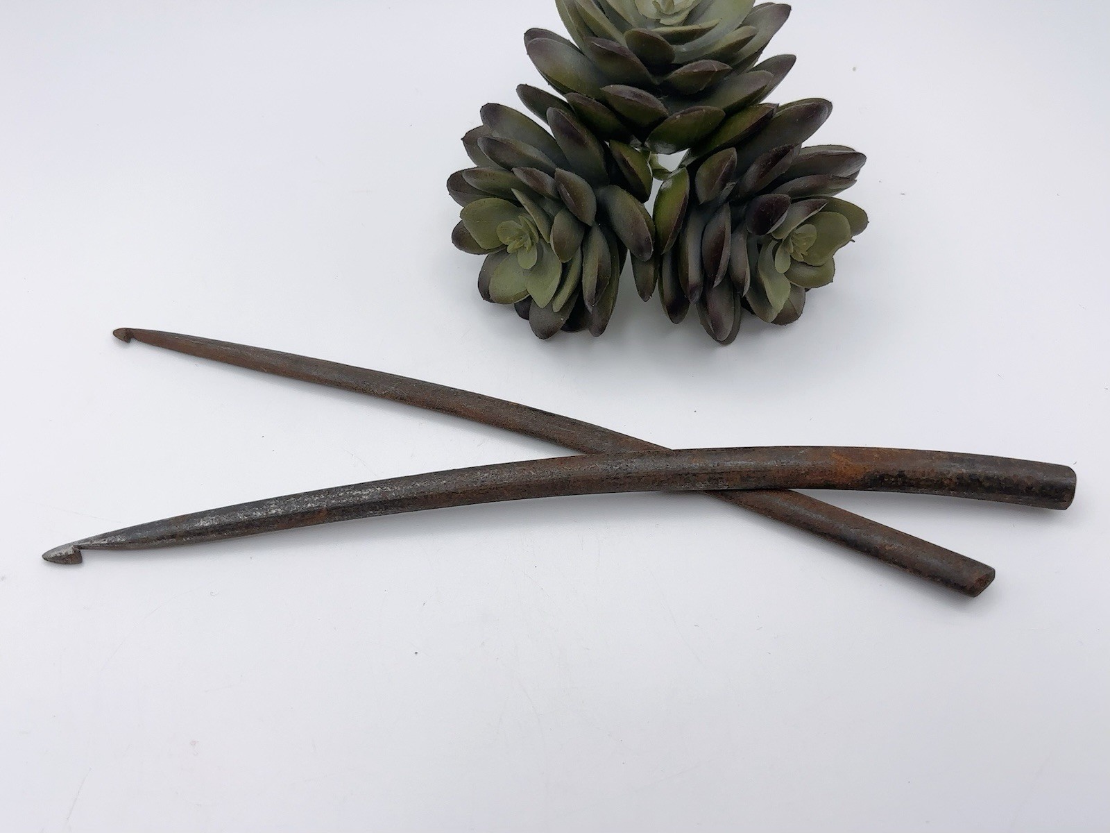 Set / Pair Of Knitting Crochet Hook Needles