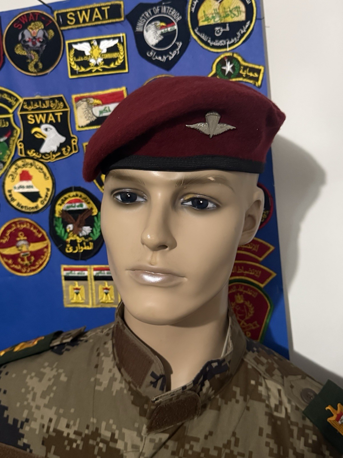 Iraq-Vintage Iraqi Special Forces Airborne Maroon Wool Beret w/para Wings,1980’s