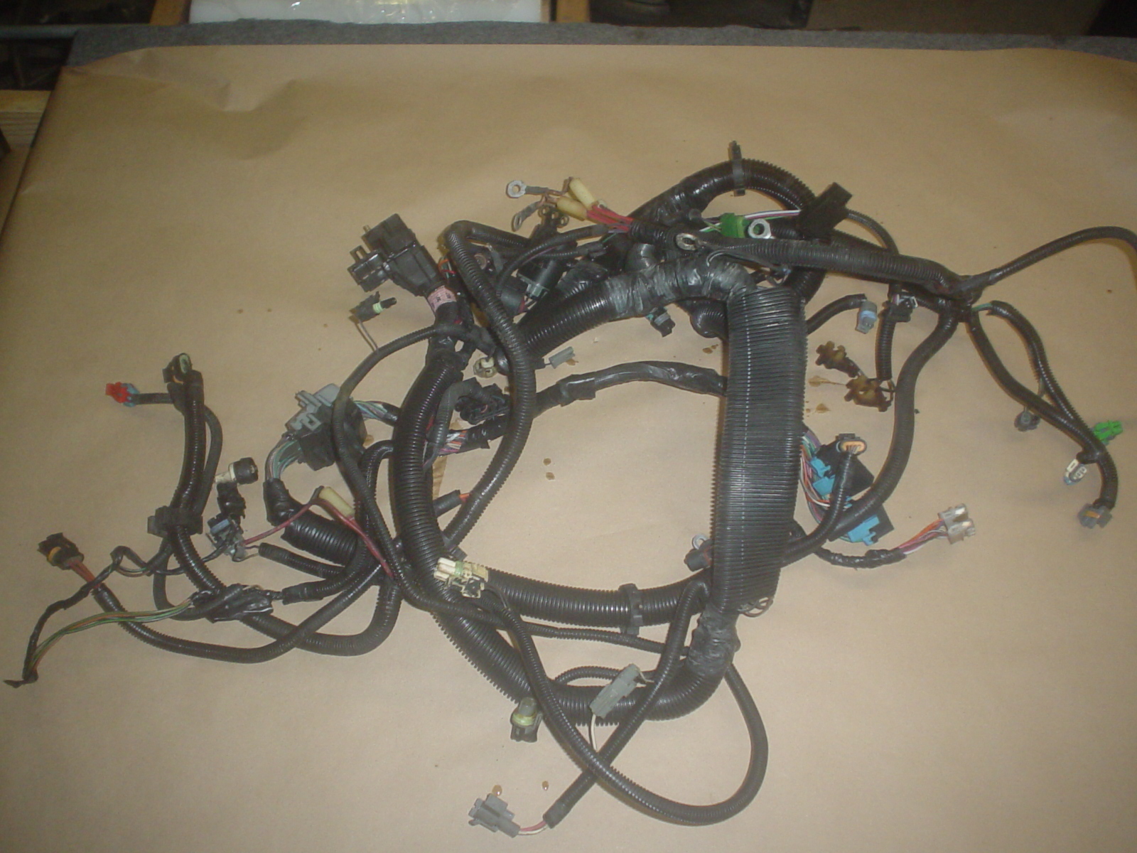 91-92 Camaro Firebird 5.0 TBI 700R4 Auto Engine Electrical ECM Wiring Harness