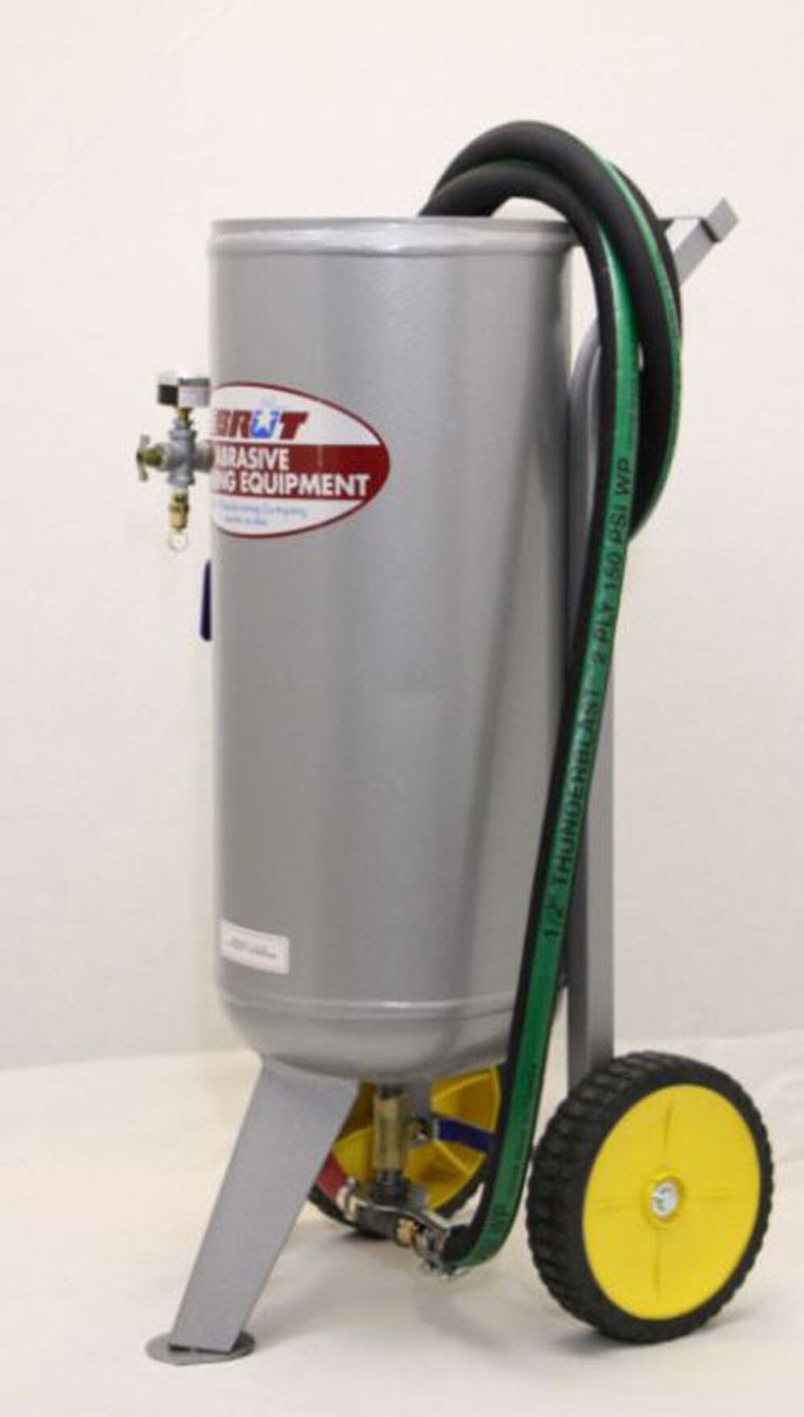 Brut 100 Lb Pressure Fed Abrasive Sand Blaster